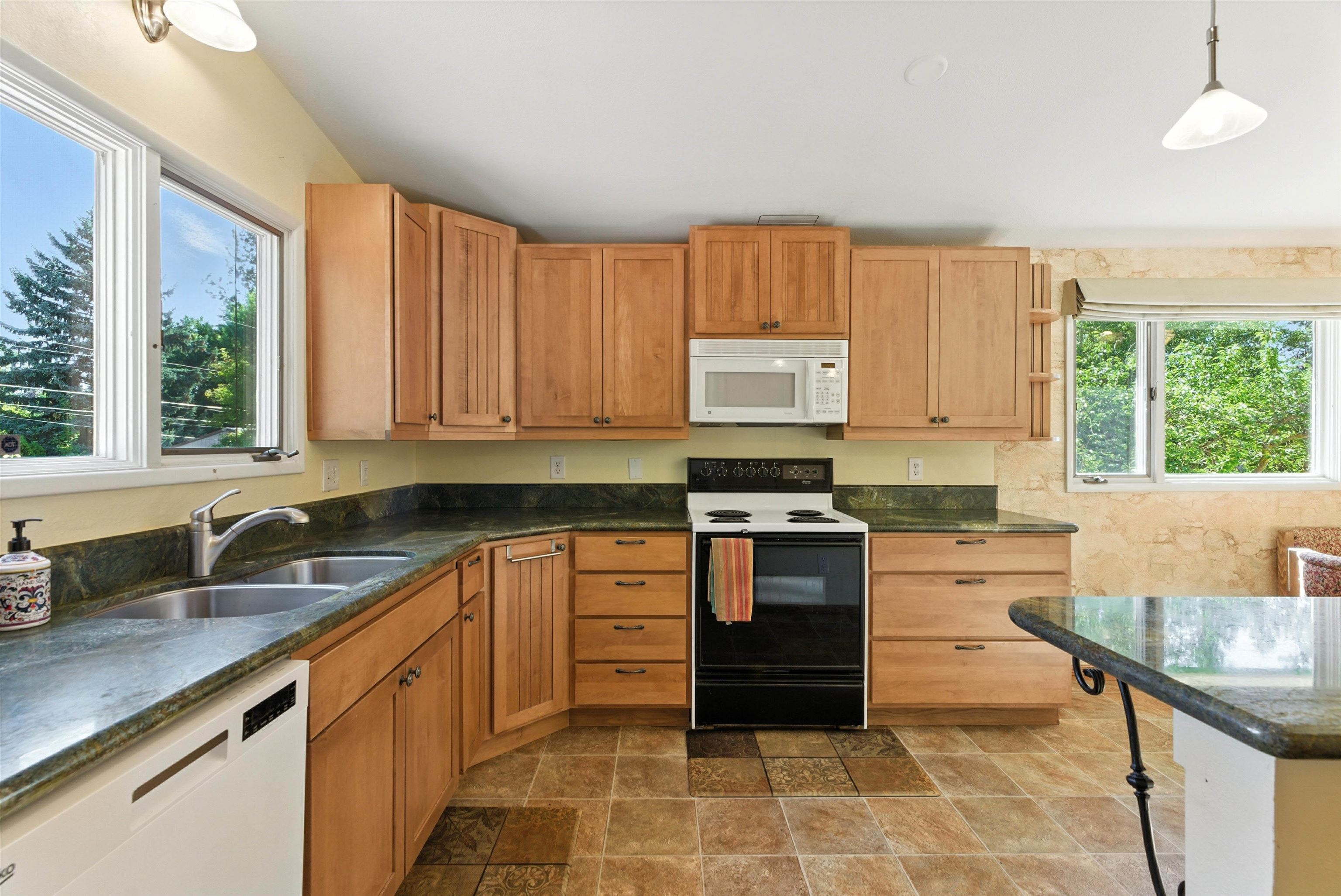 3832 S Cook St - Photo 10