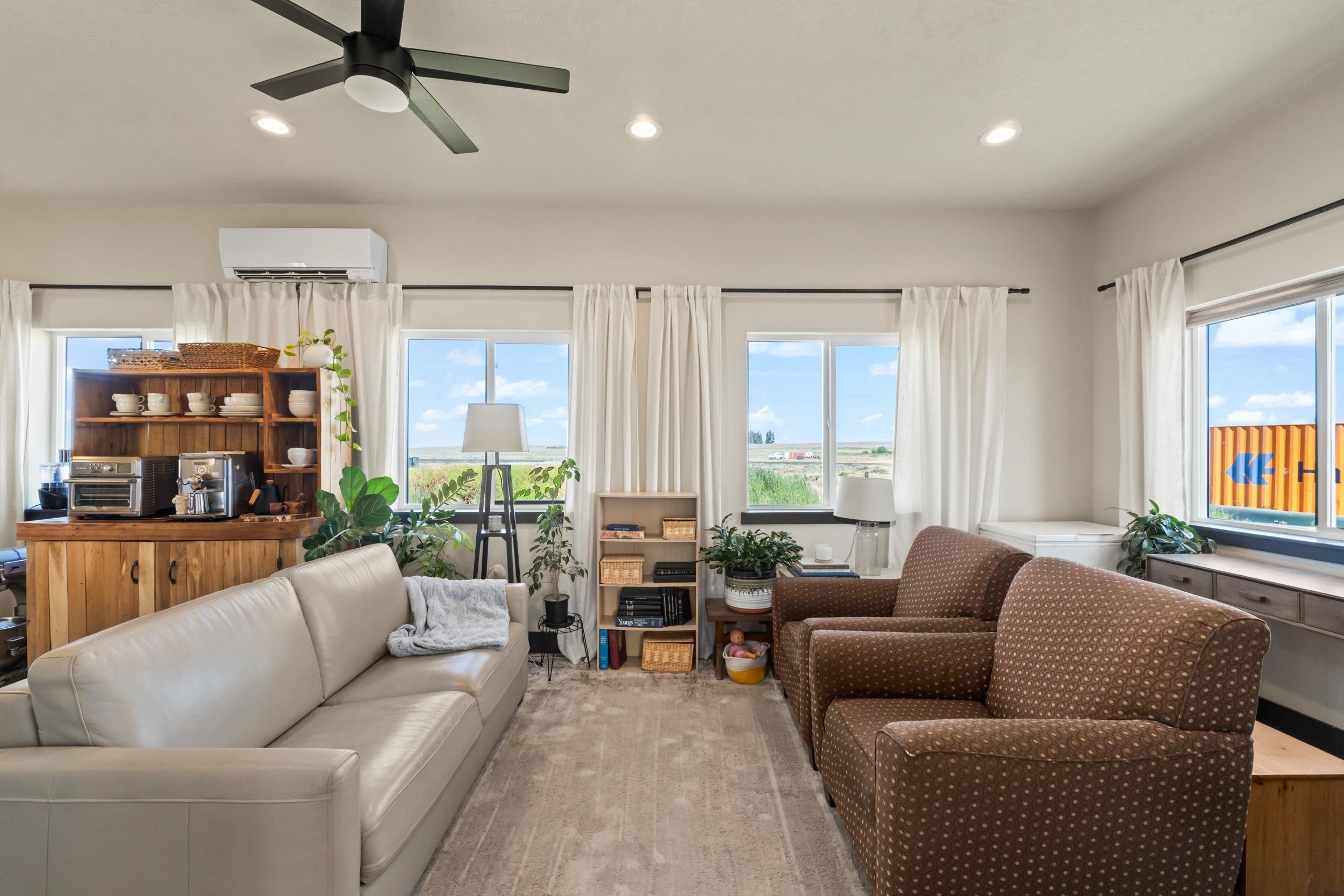 38220 E Fitness Ln - Photo 9