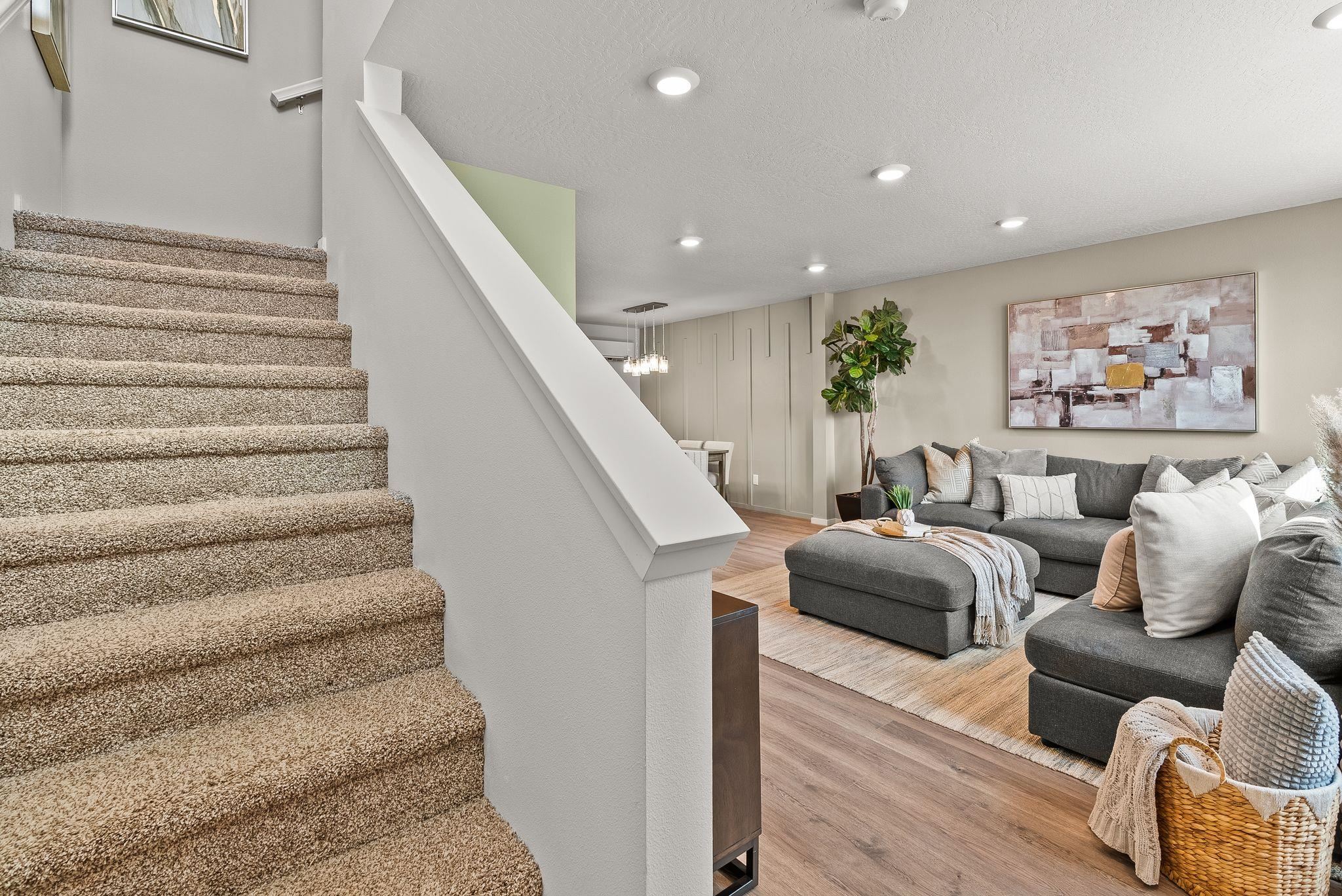 5196 E Liberty Ln - Photo 4