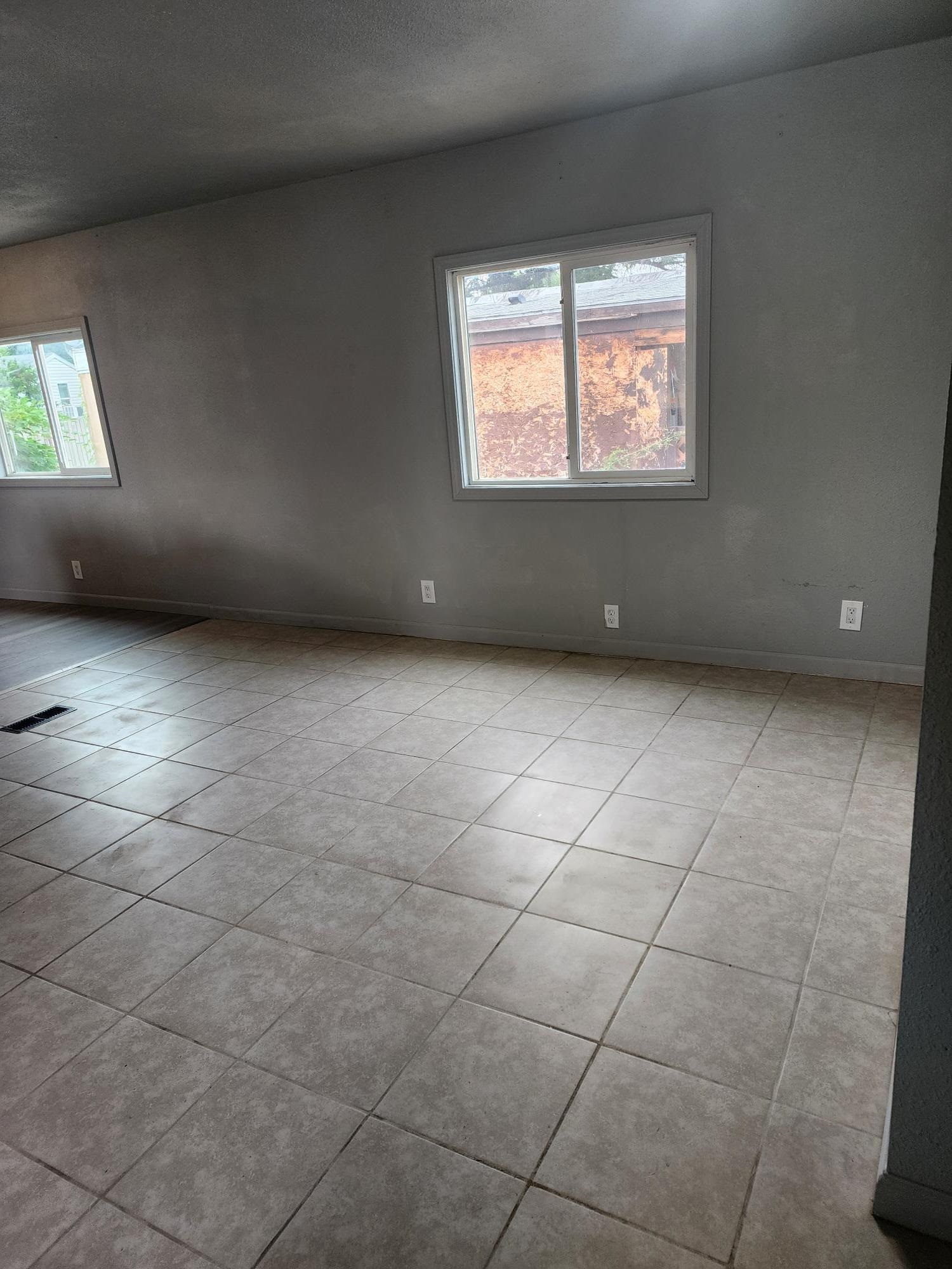 5820 E 4th Ave - Photo 8