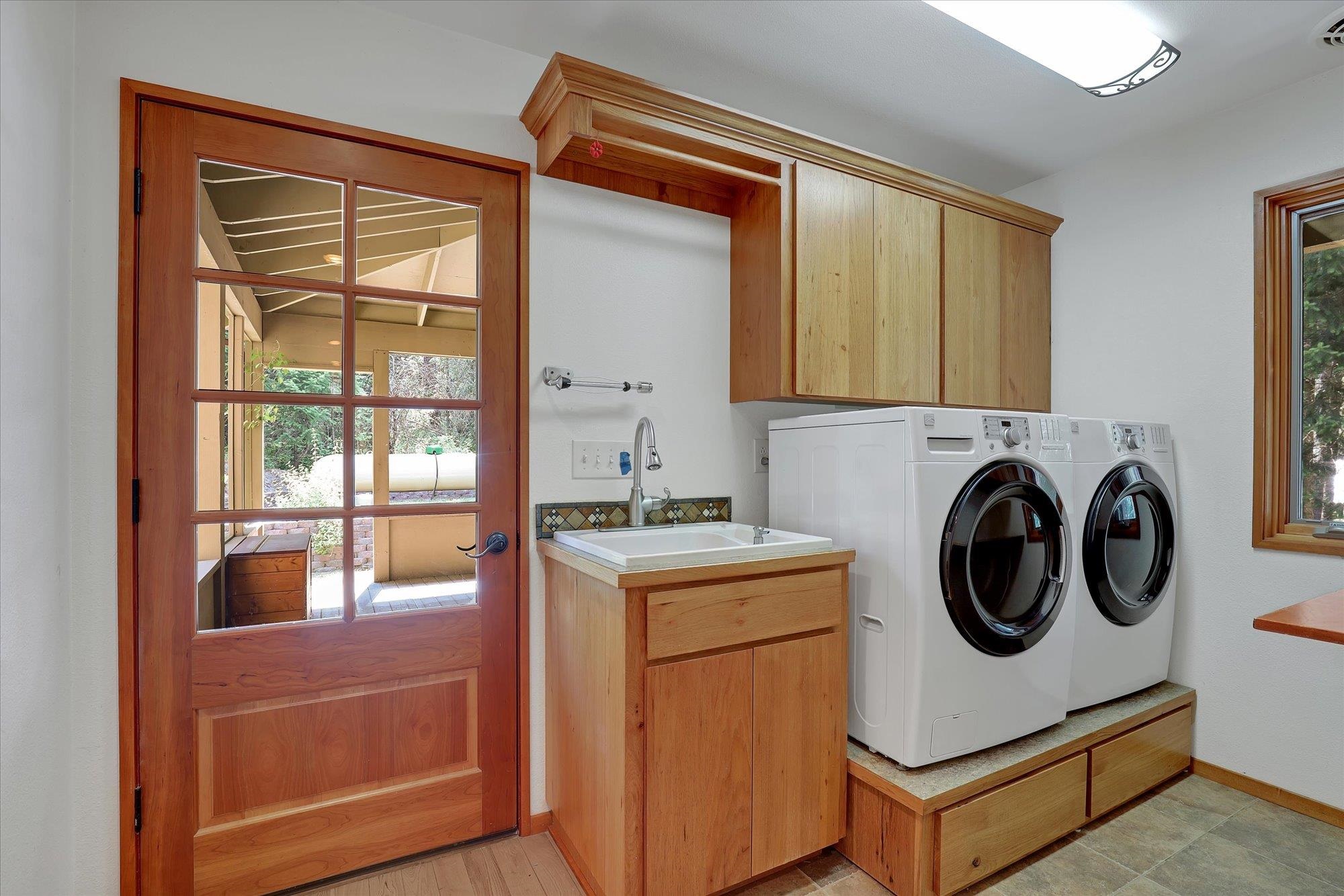 4325 G HWY 231 - Photo 23