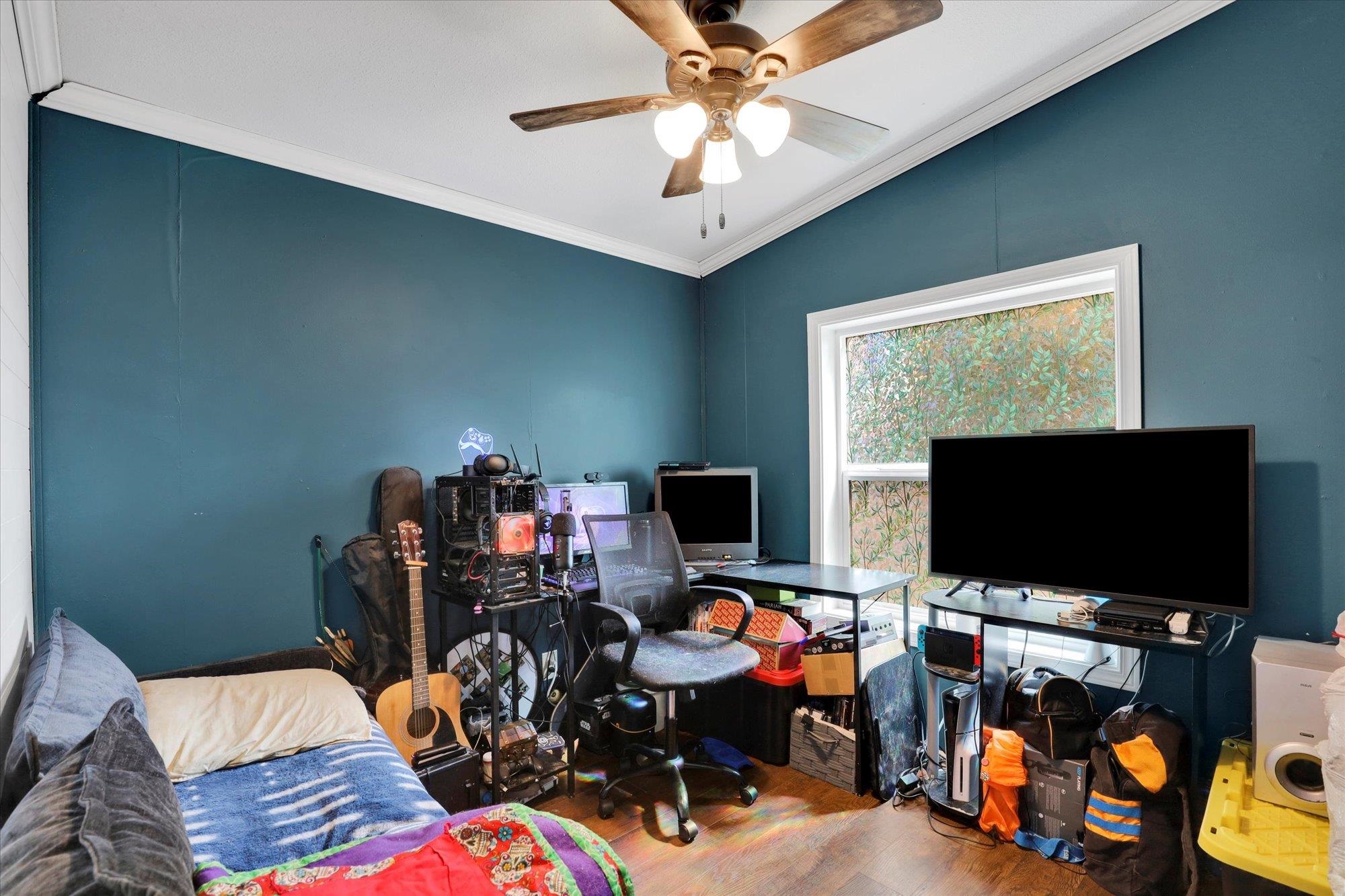 209 E Ticknor St - Photo 14
