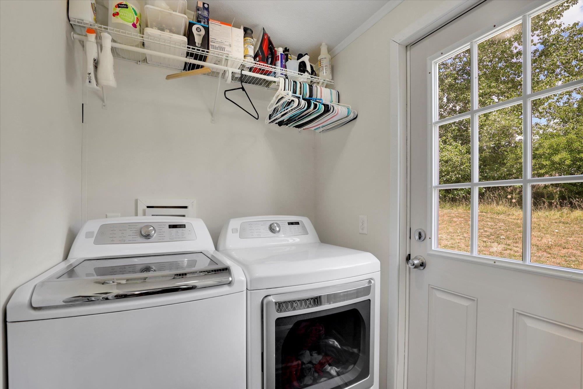 209 E Ticknor St - Photo 16
