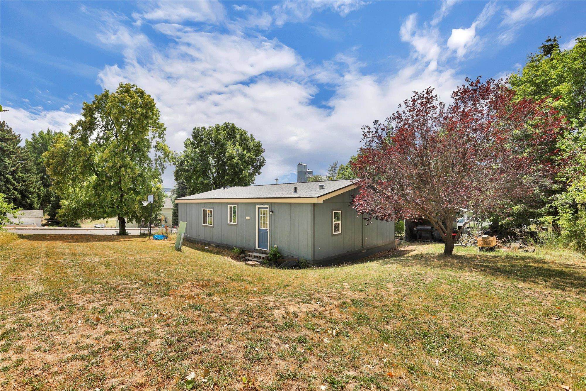 209 E Ticknor St - Photo 18