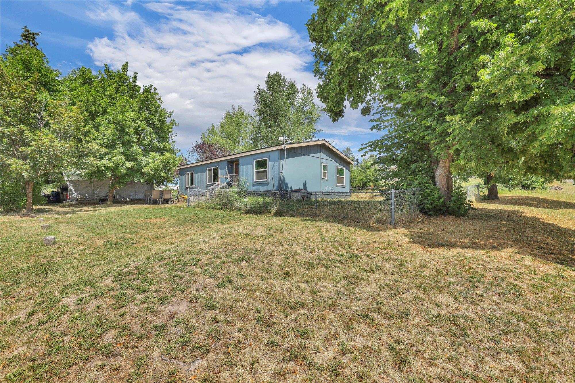 209 E Ticknor St - Photo 26