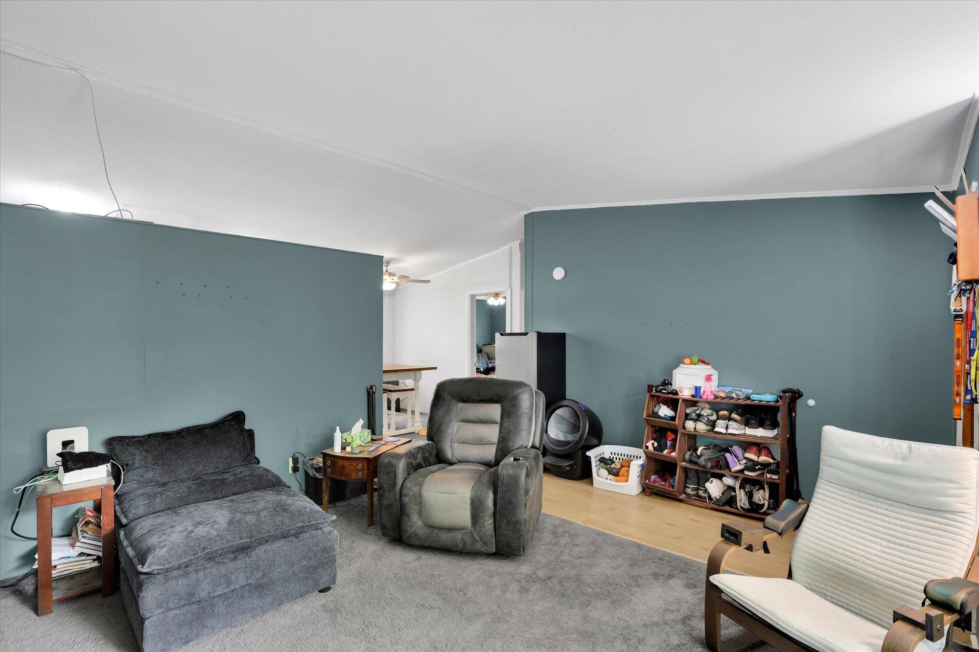 209 E Ticknor St - Photo 6