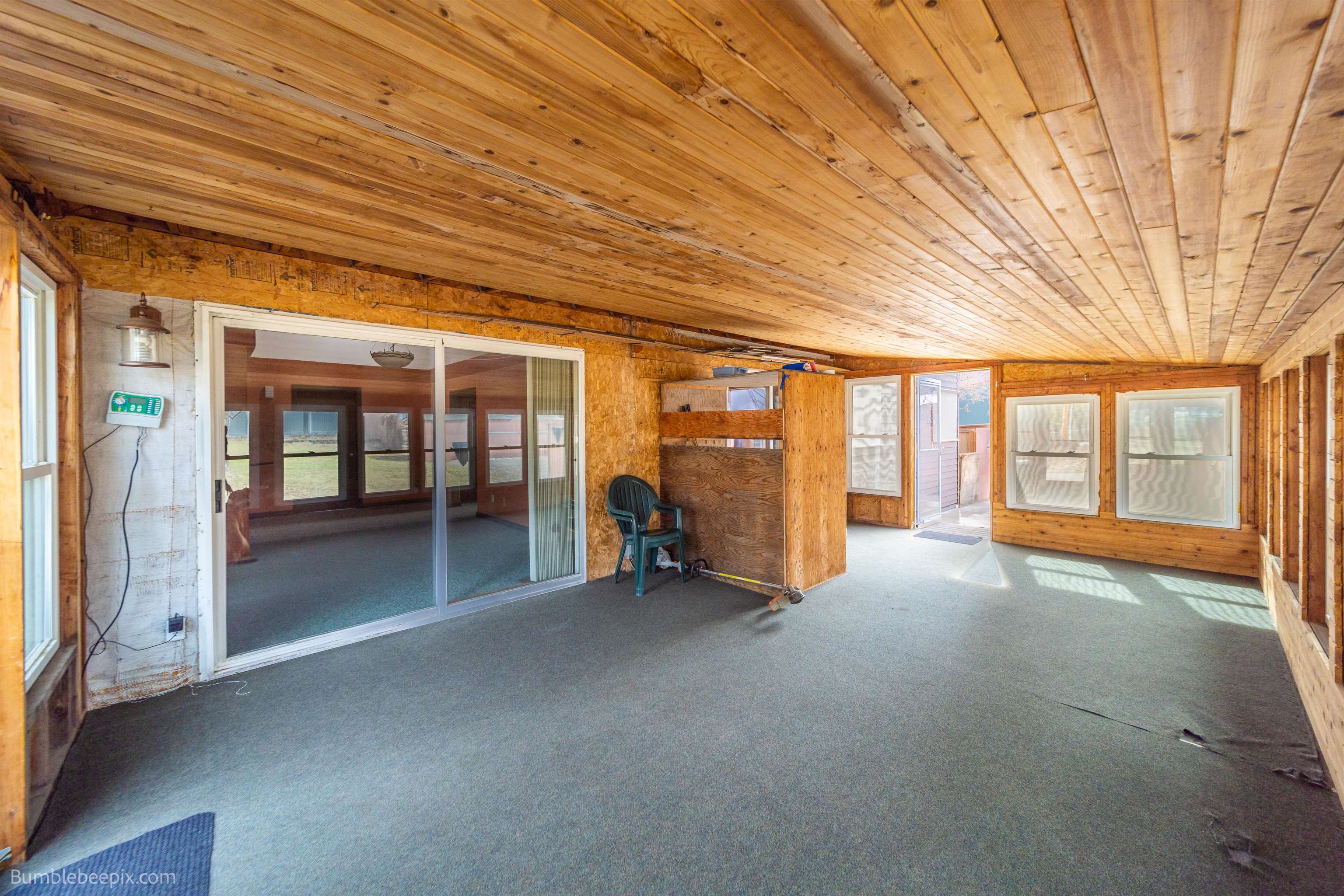 631 N Warren Dr - Photo 16