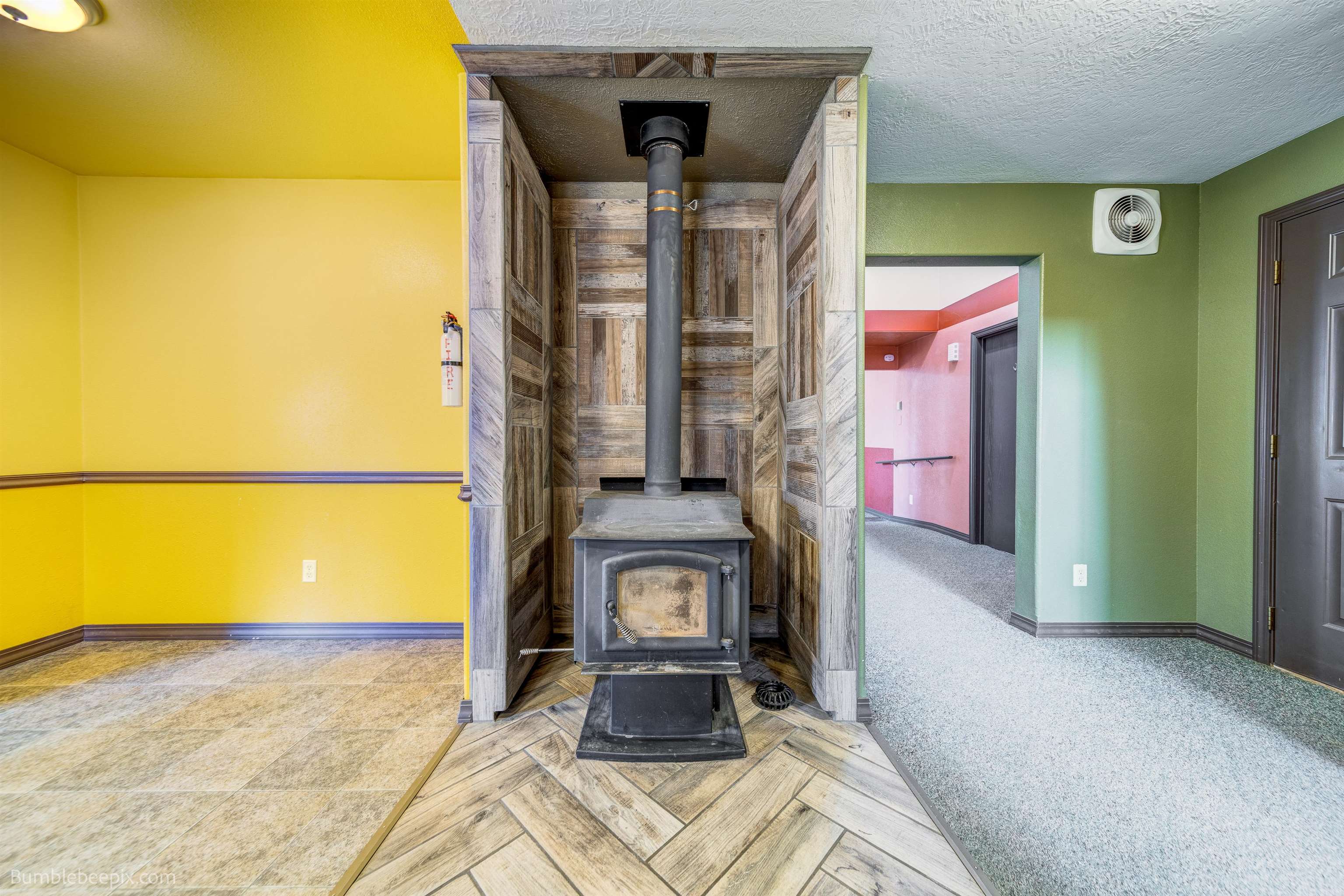 631 N Warren Dr - Photo 28