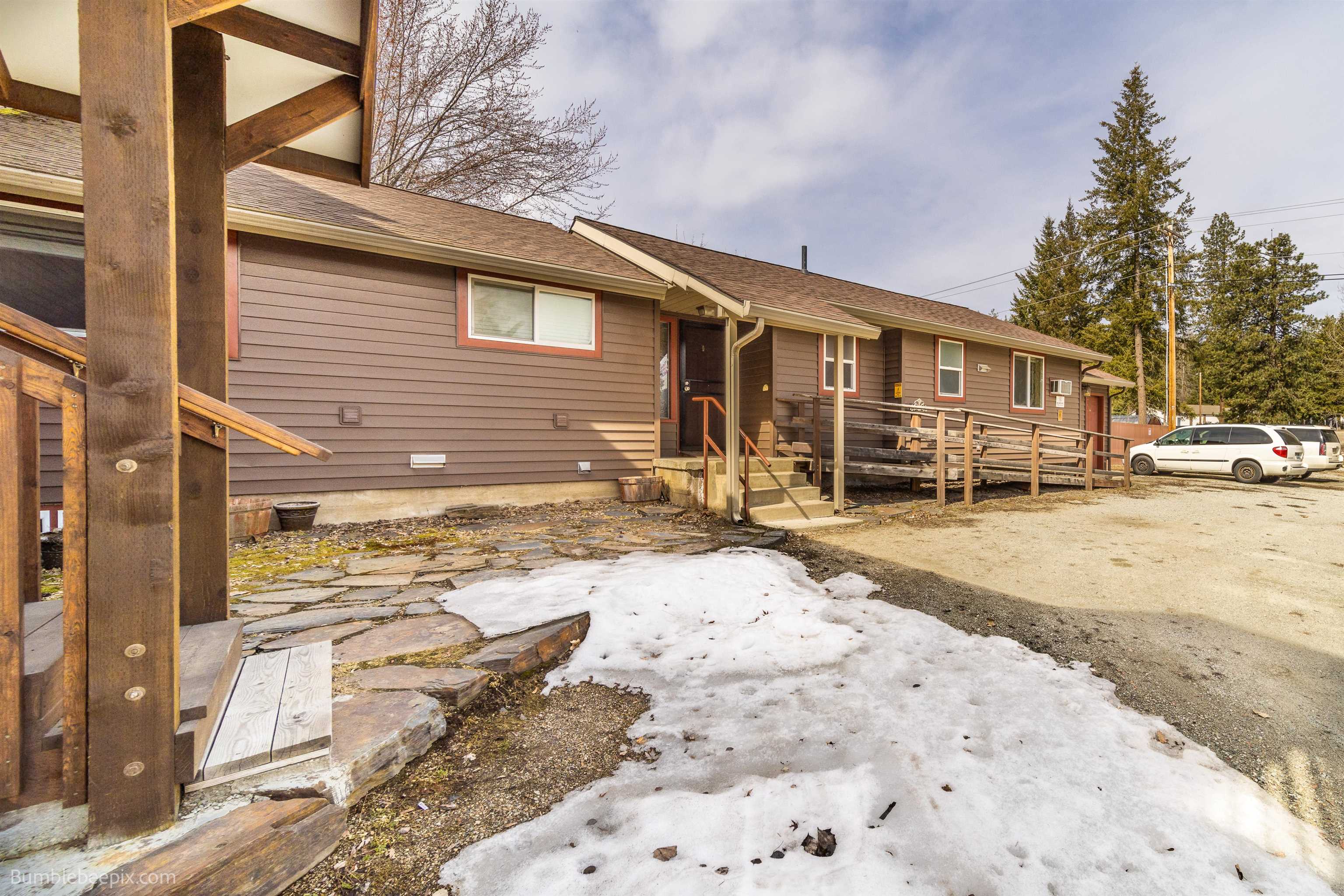 631 N Warren Dr - Photo 4