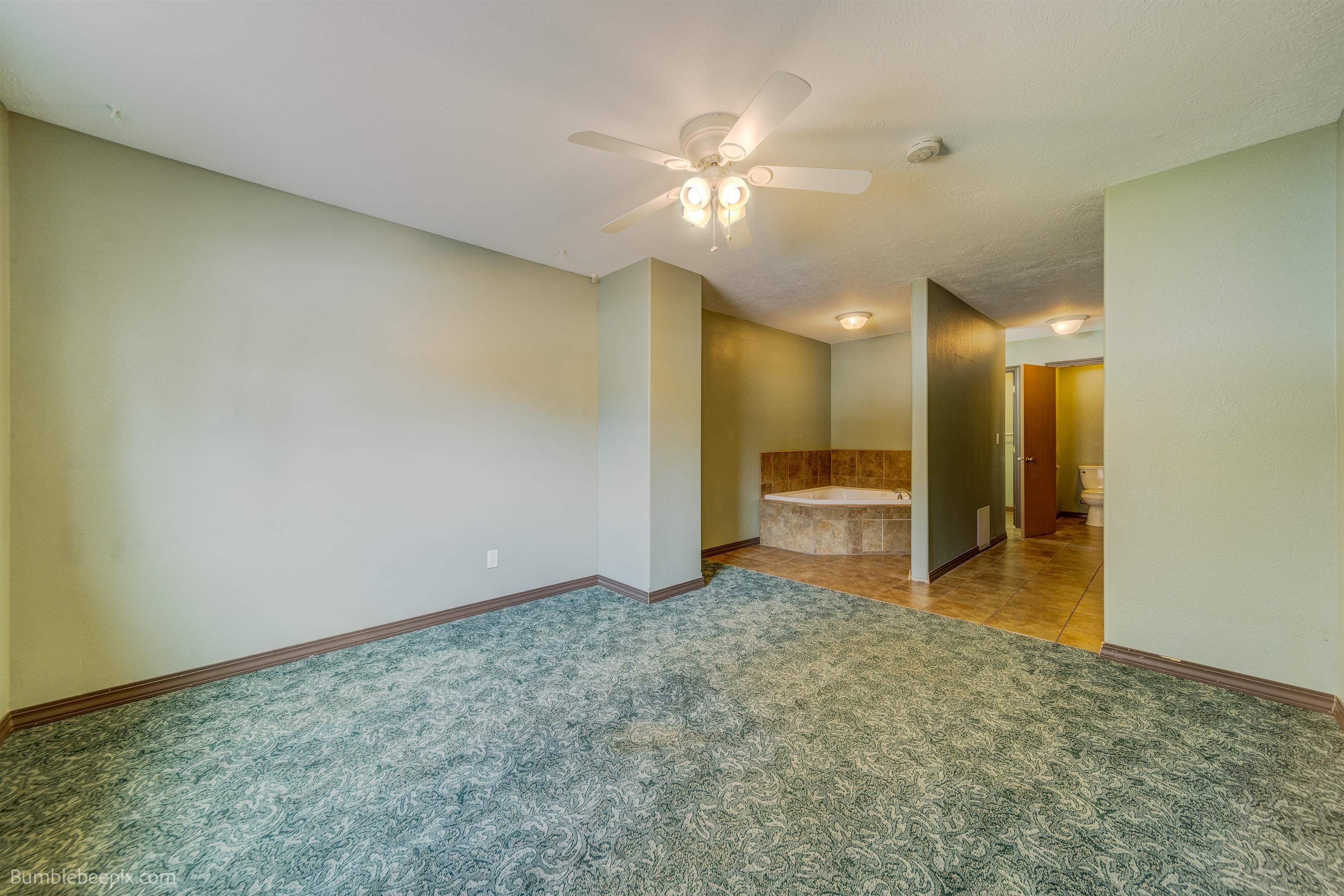631 N Warren Dr - Photo 40