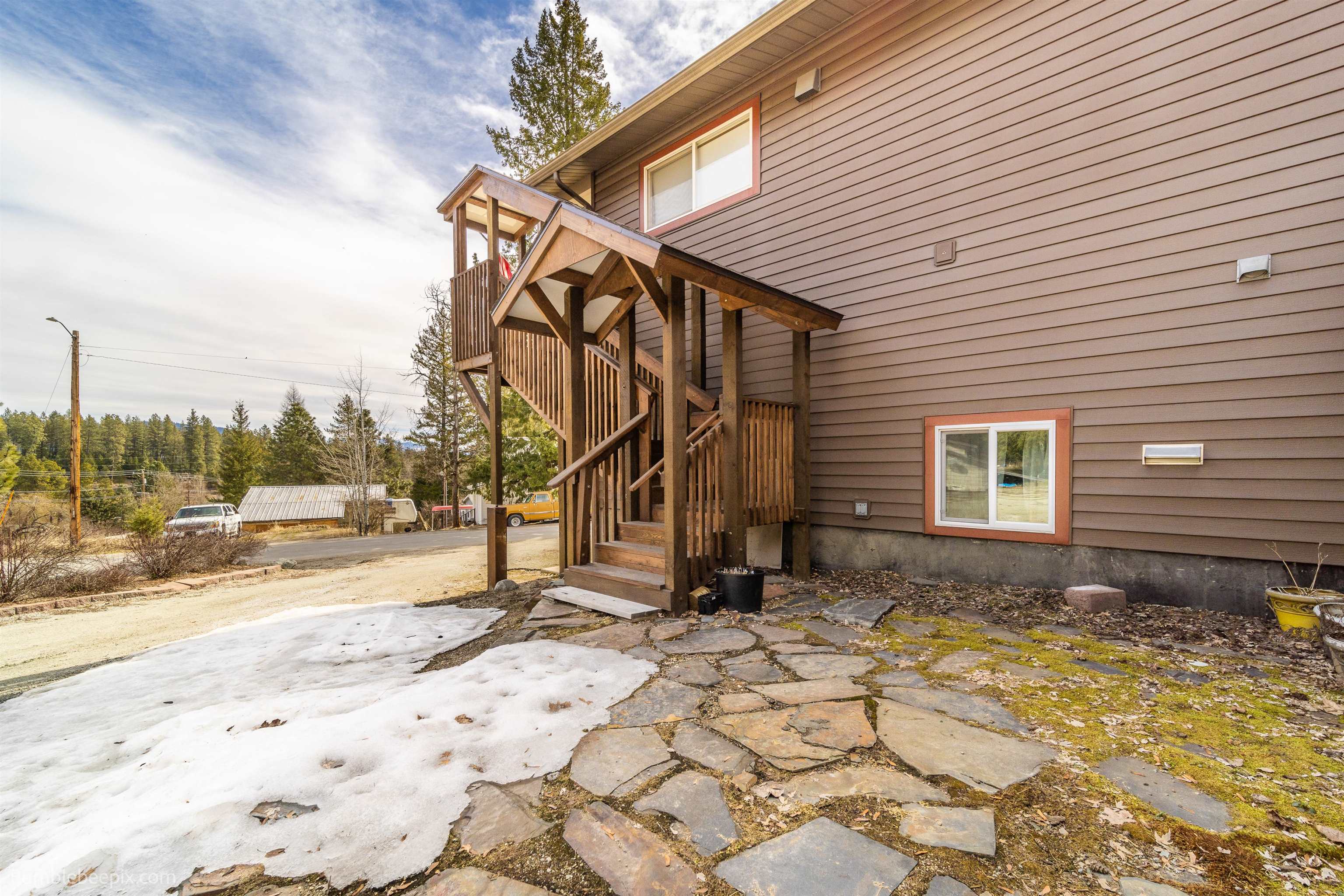 631 N Warren Dr - Photo 5