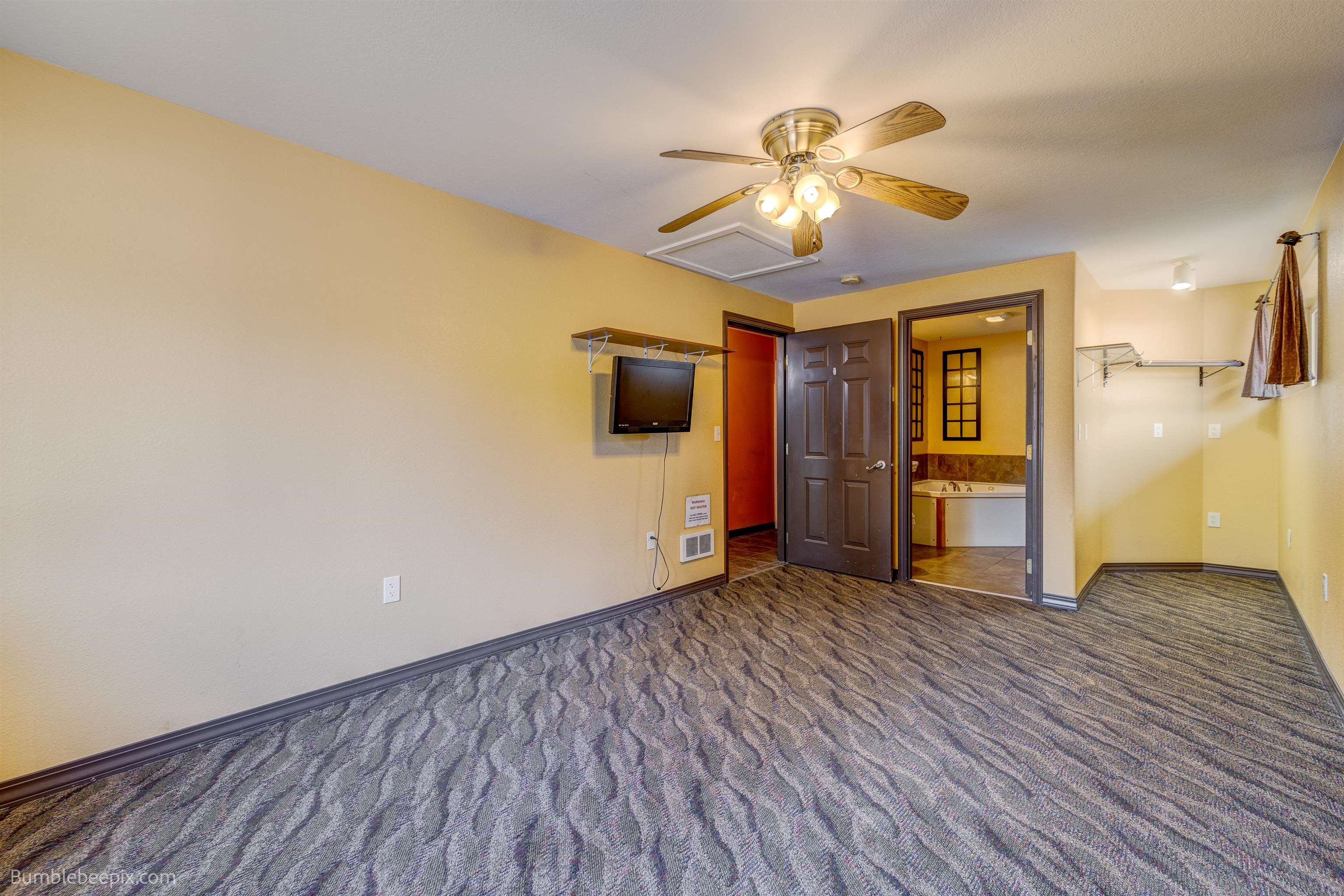 631 N Warren Dr - Photo 48
