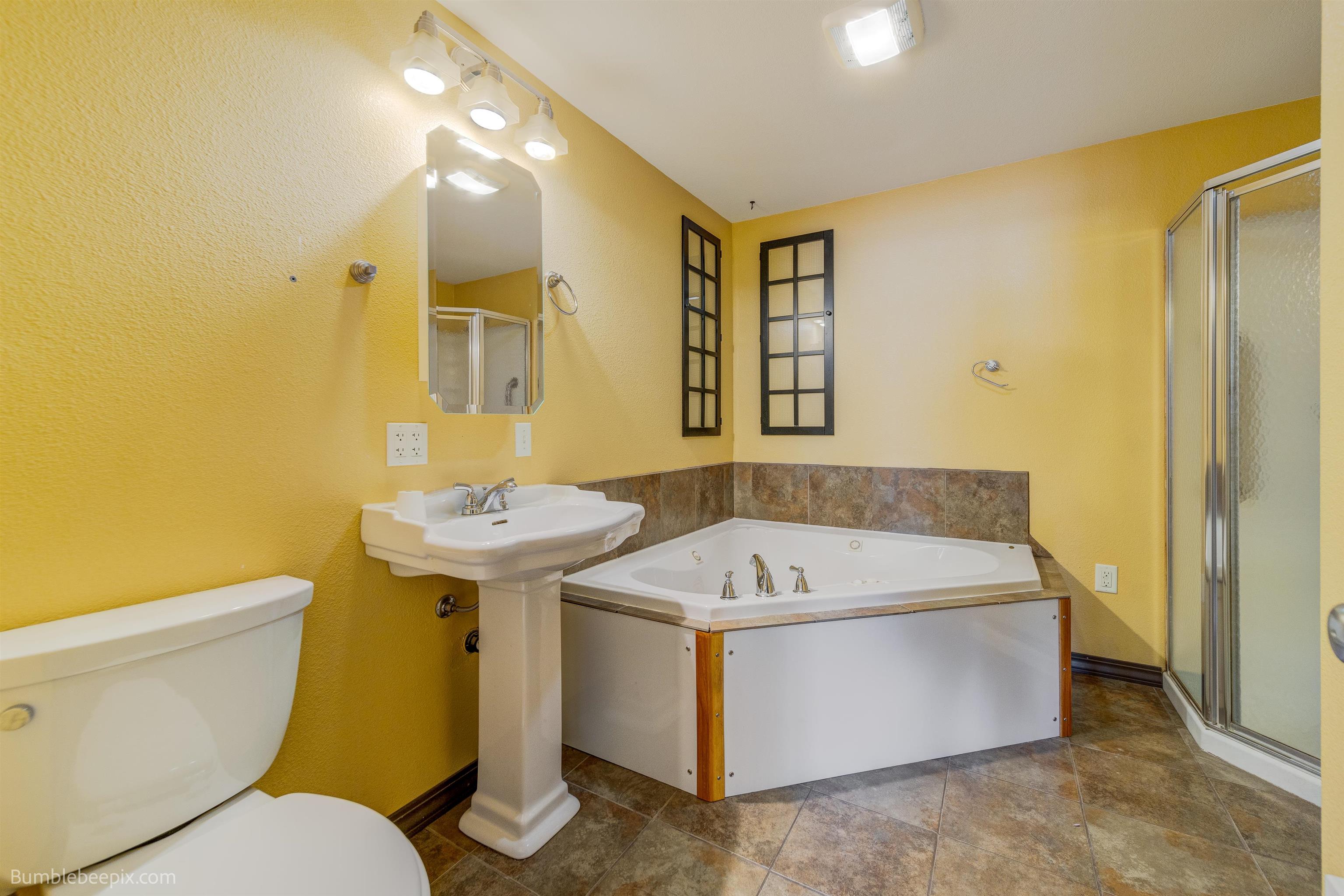 631 N Warren Dr - Photo 49