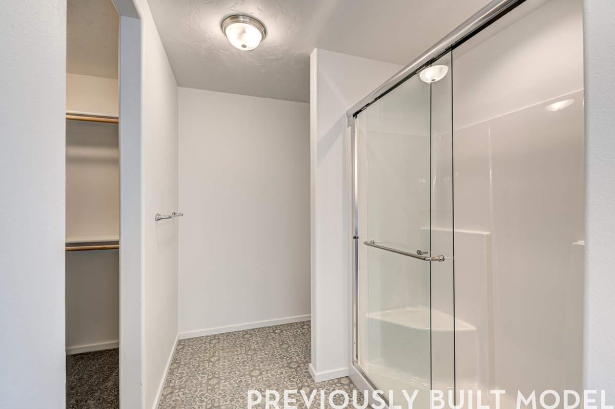18805 E Riverside Ct - Photo 11