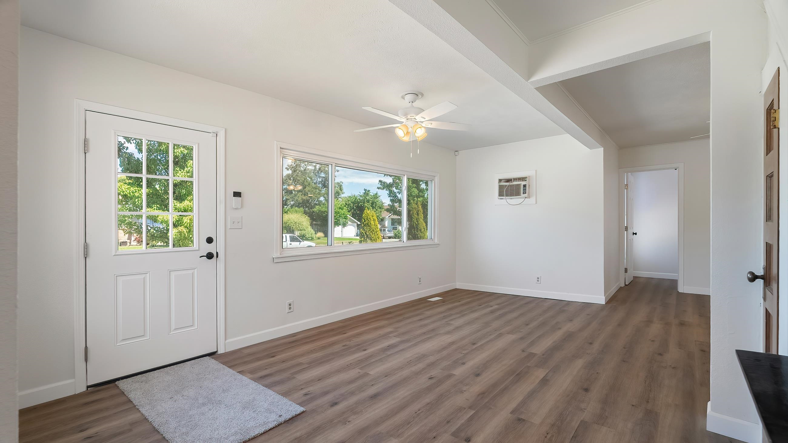 2302 E Mission Ave - Photo 3