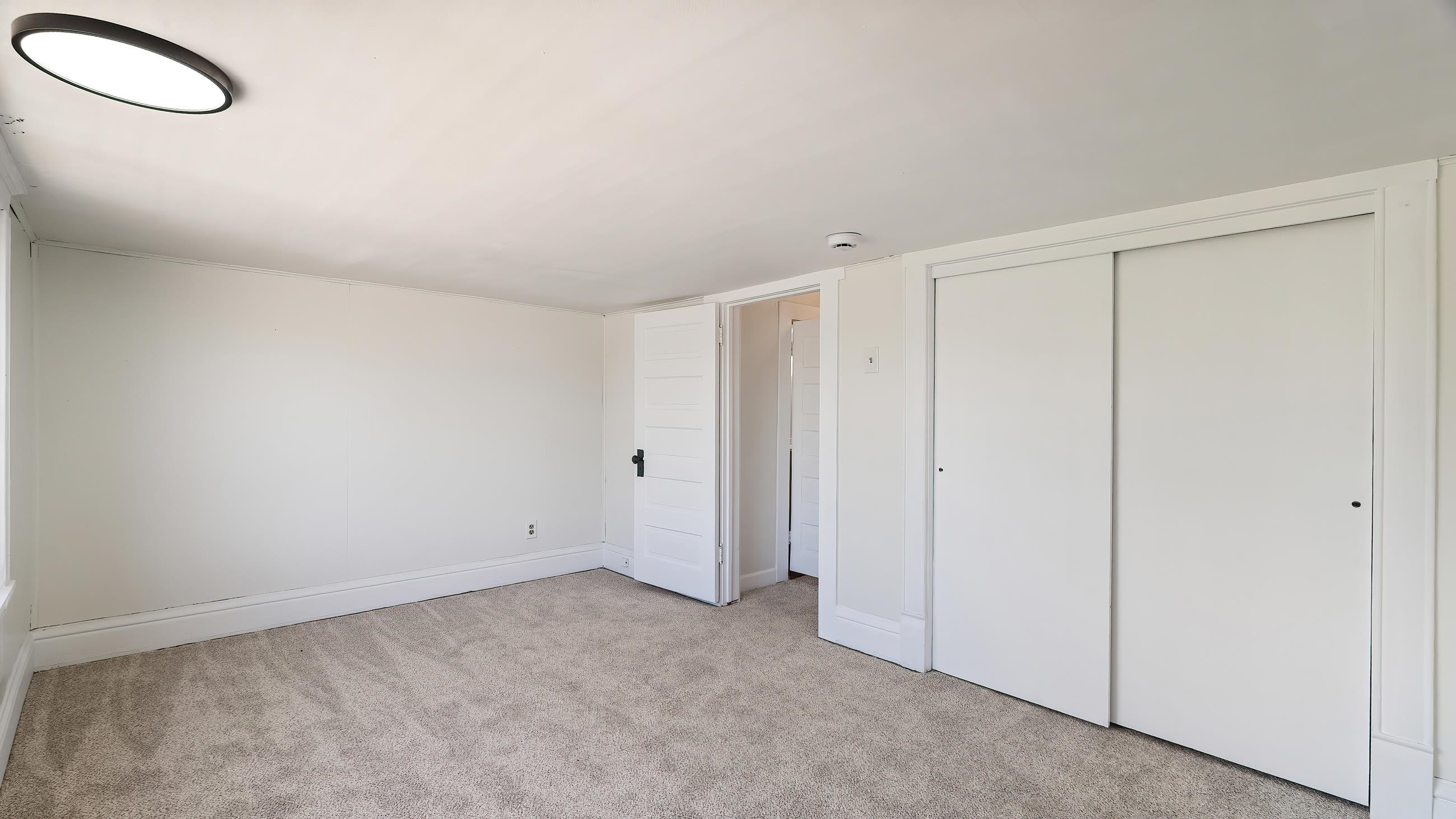 2302 E Mission Ave - Photo 22