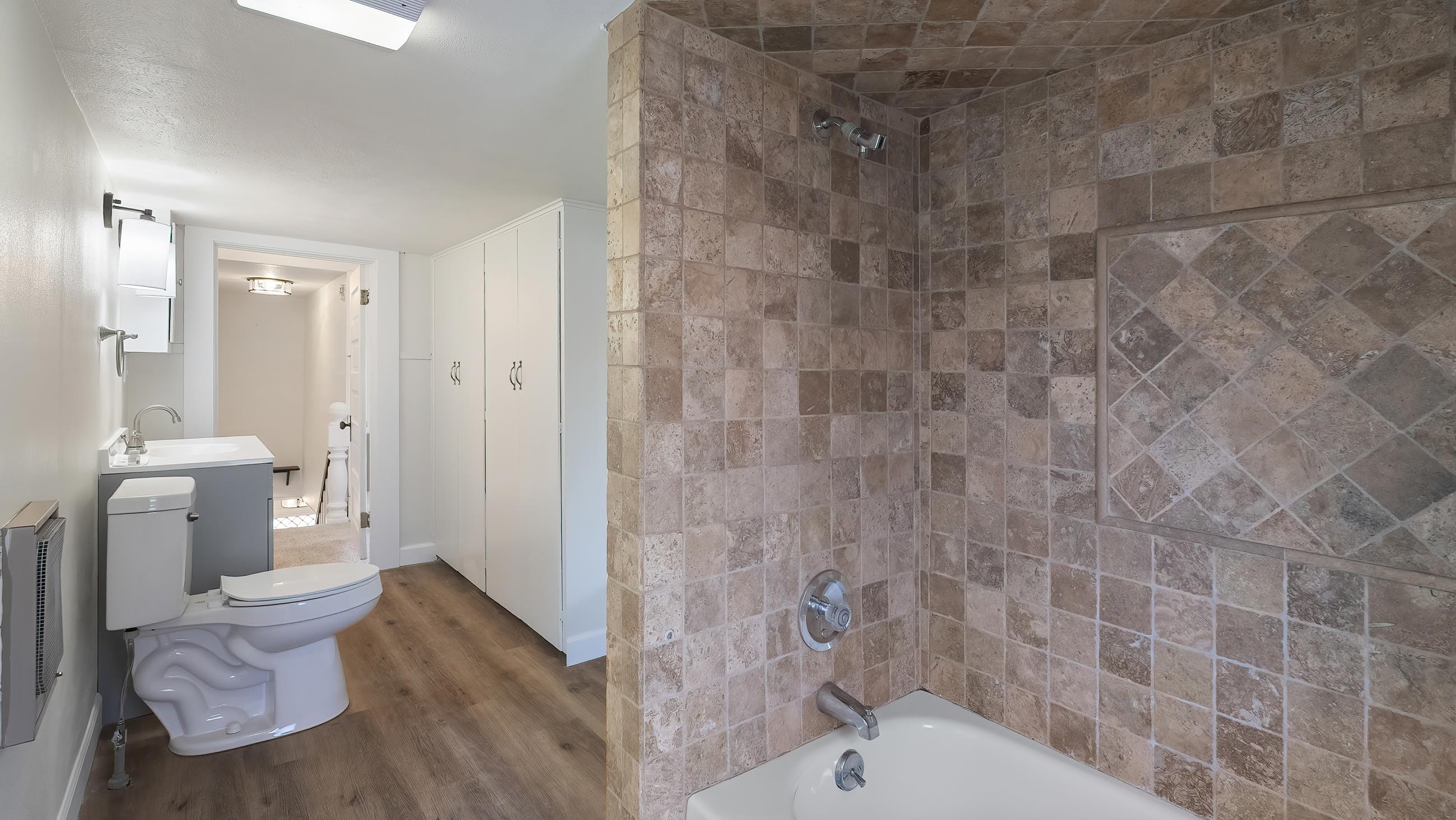 2302 E Mission Ave - Photo 25
