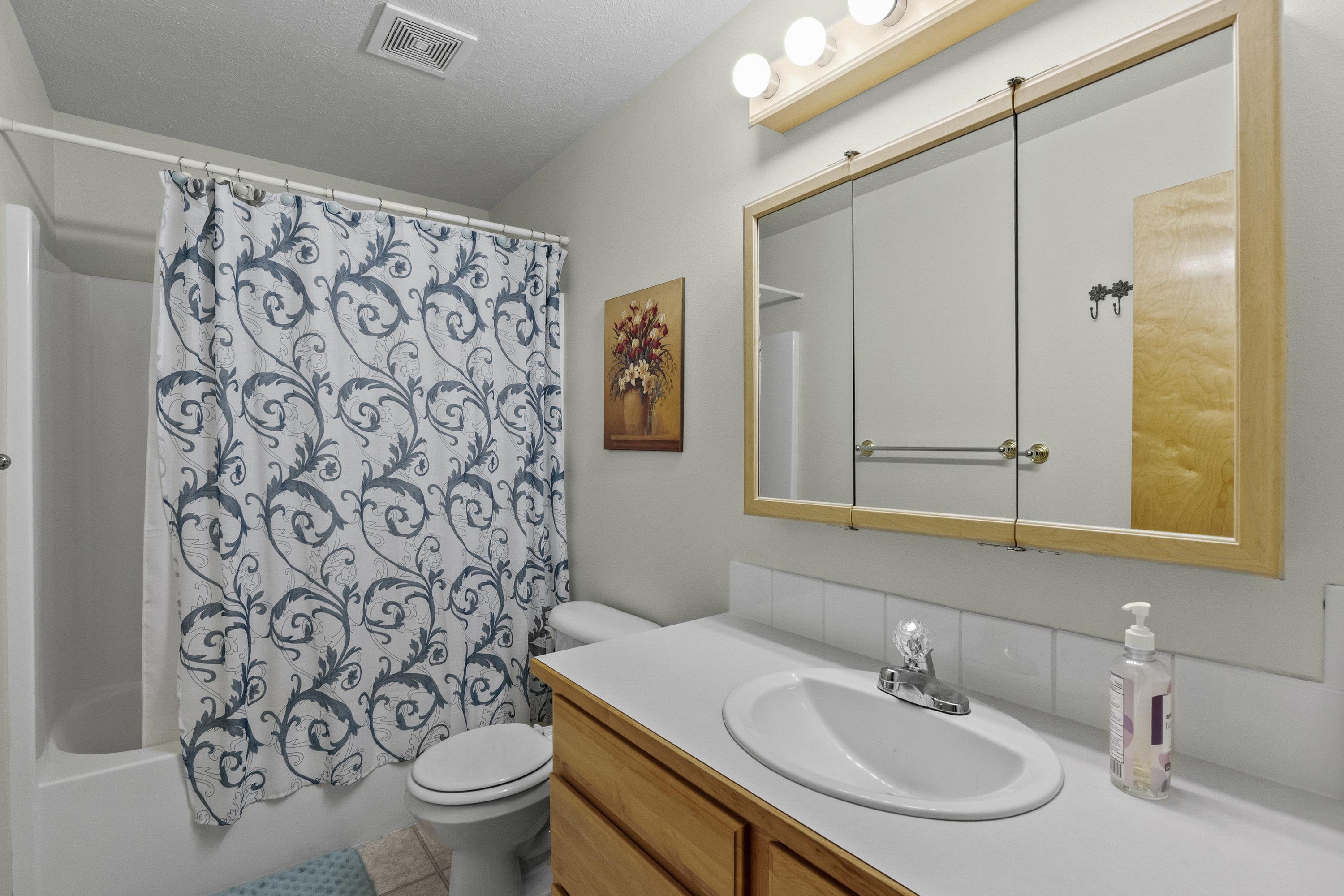 7905 W Seven Mile Rd - Photo 24