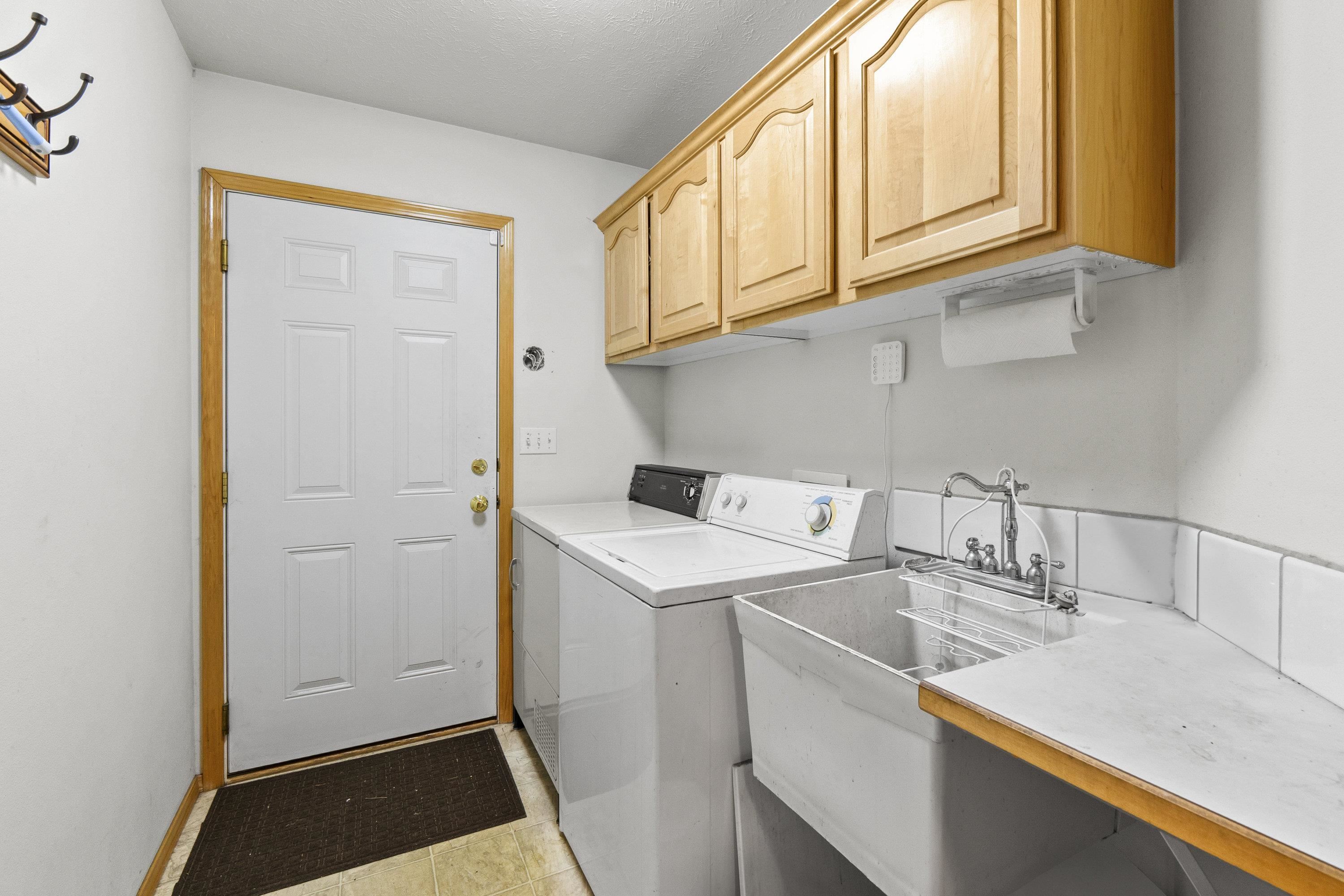 7905 W Seven Mile Rd - Photo 25
