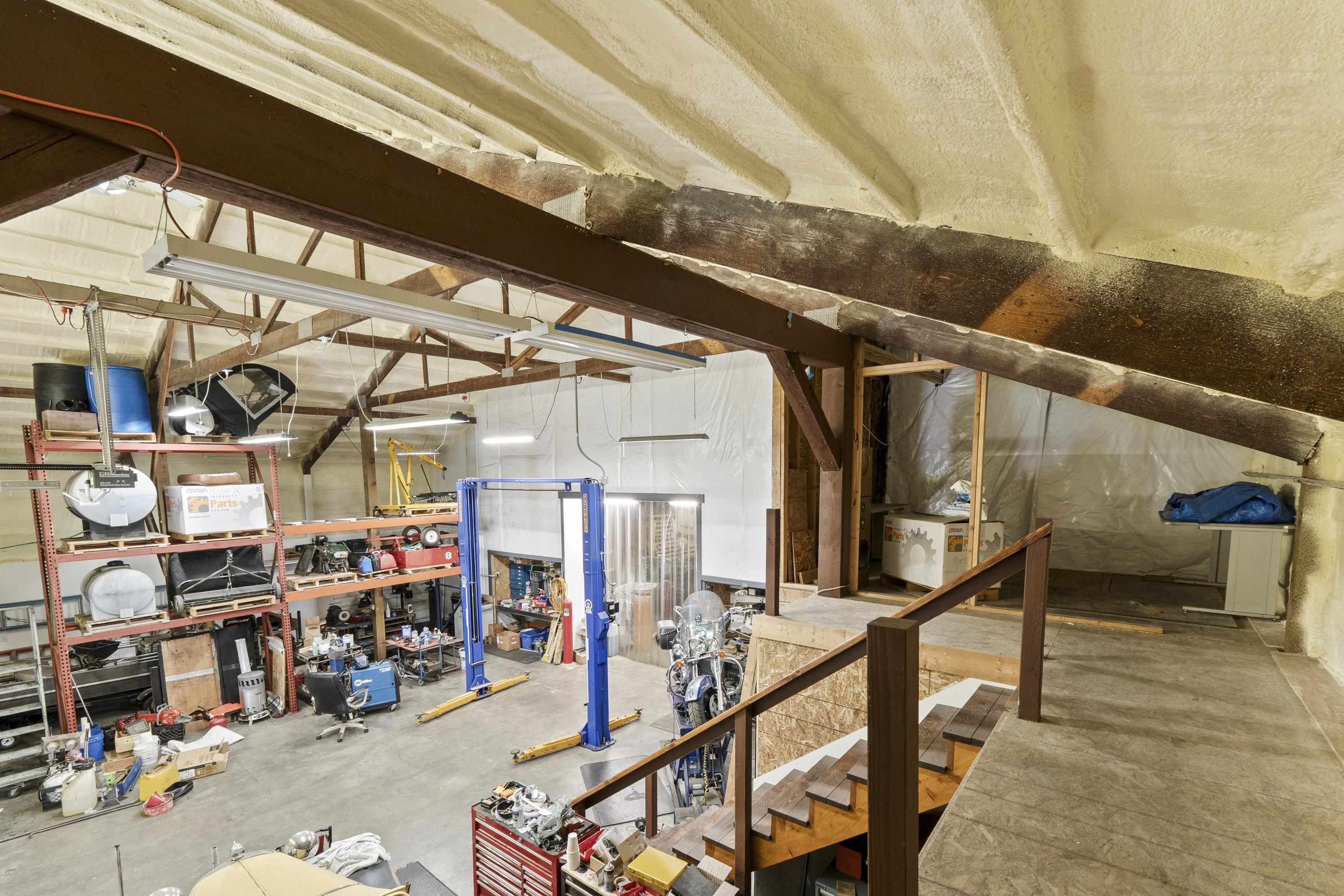 7905 W Seven Mile Rd - Photo 36