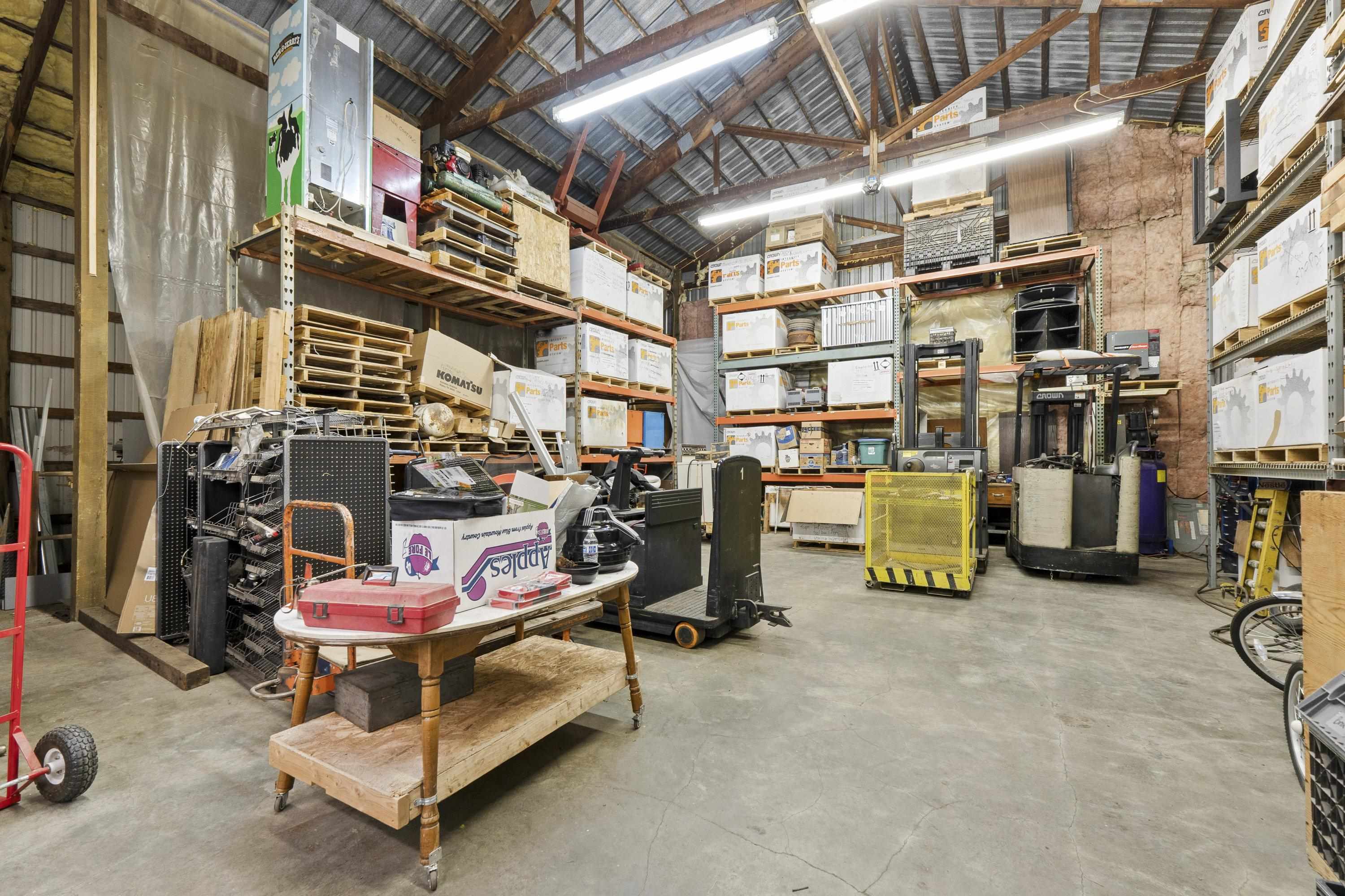 7905 W Seven Mile Rd - Photo 37