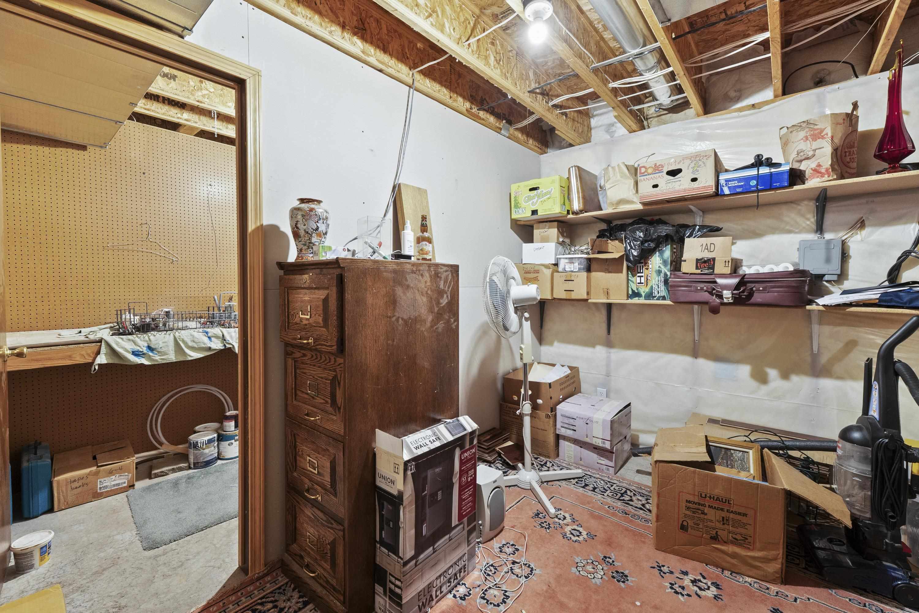 7905 W Seven Mile Rd - Photo 43