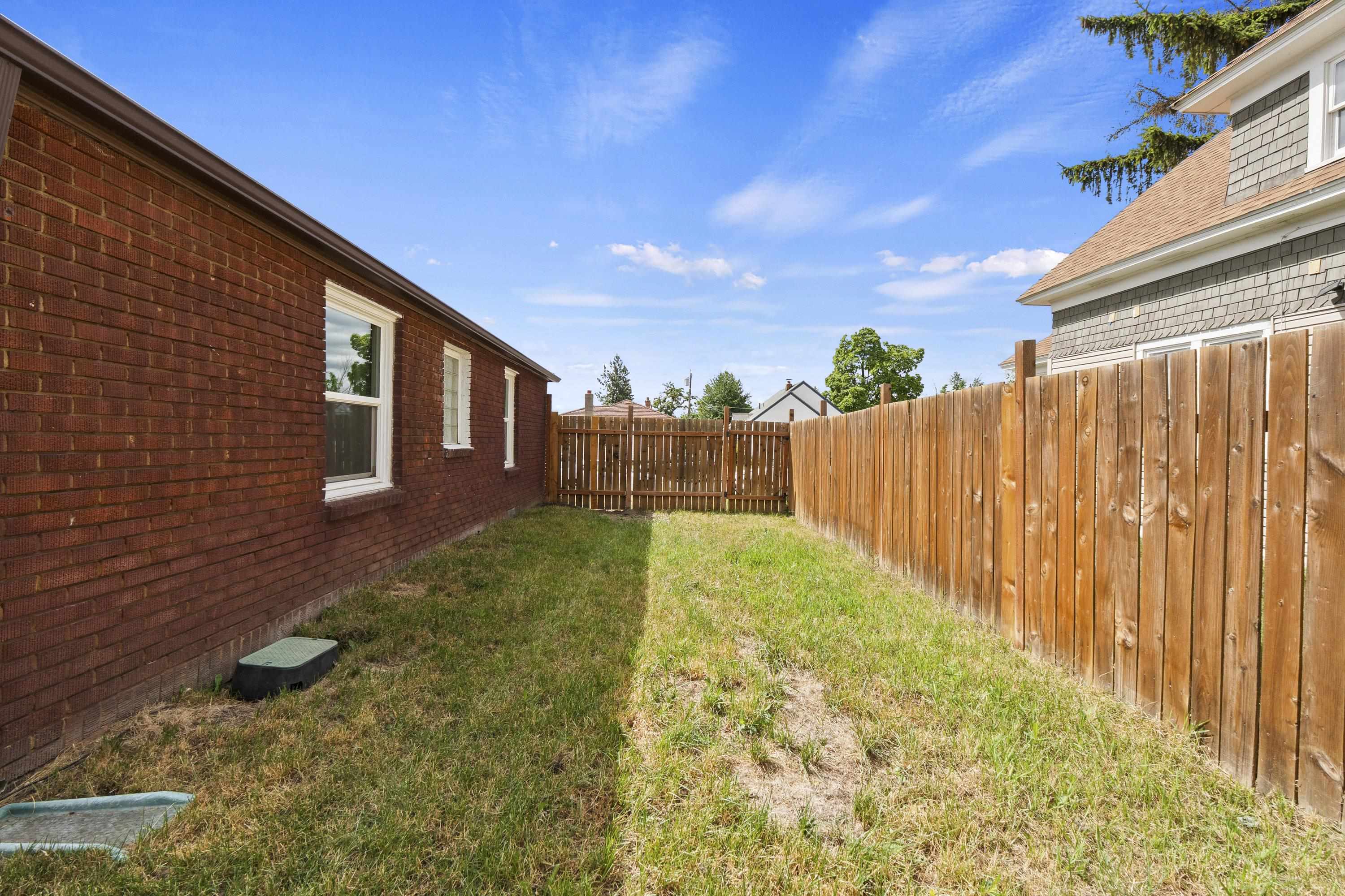 429 E Gordon Ave - Photo 25