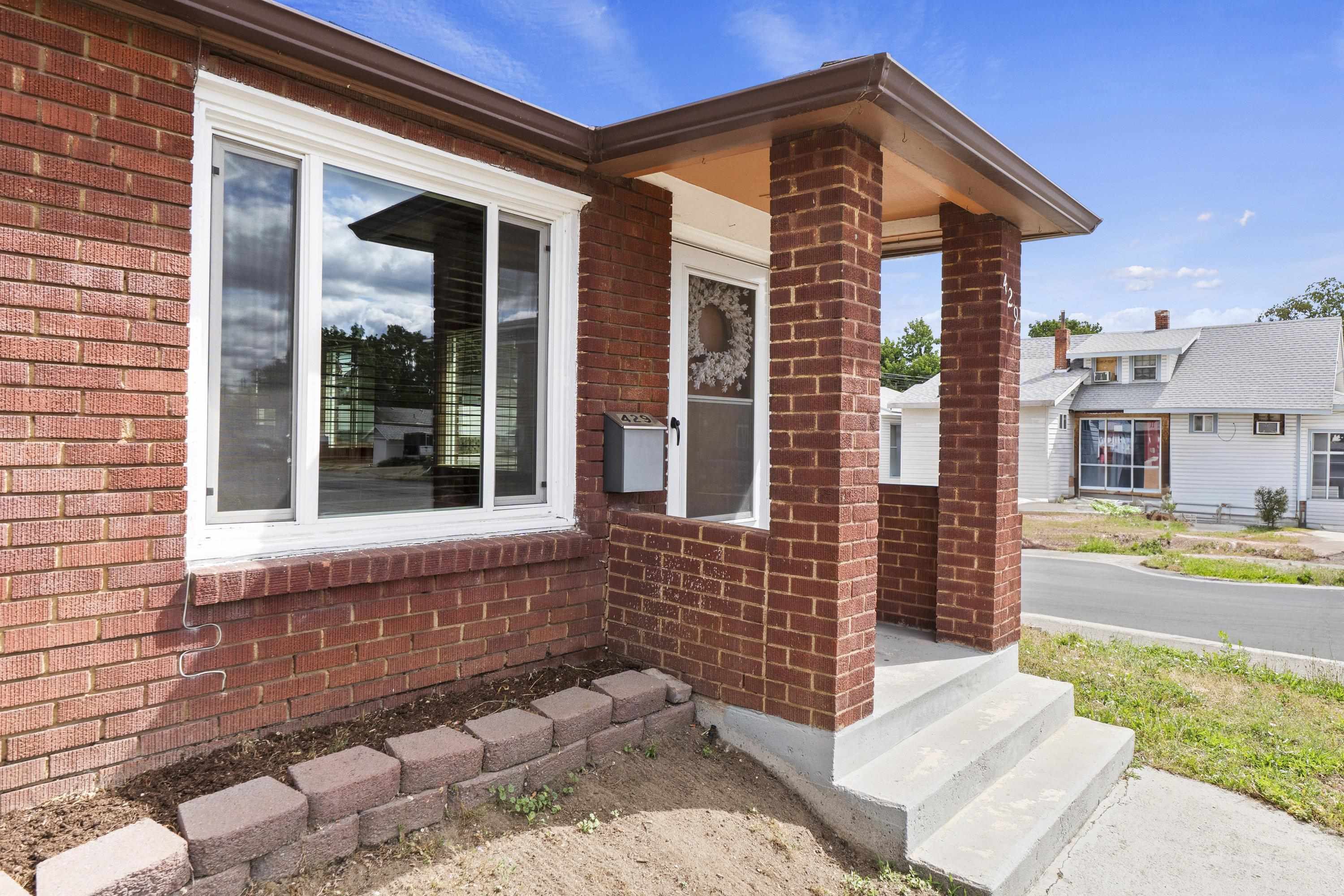 429 E Gordon Ave - Photo 4