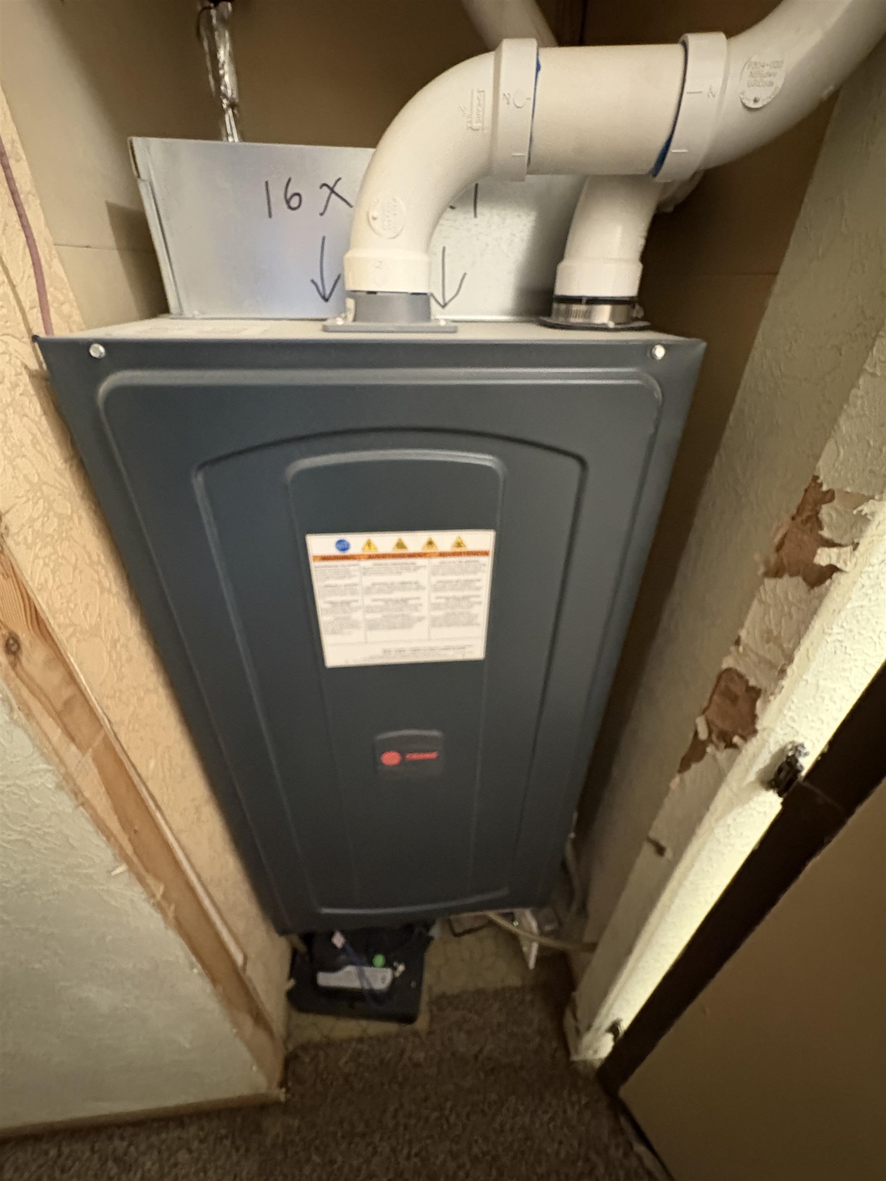 11616 E Jackson Ave - Photo 18
