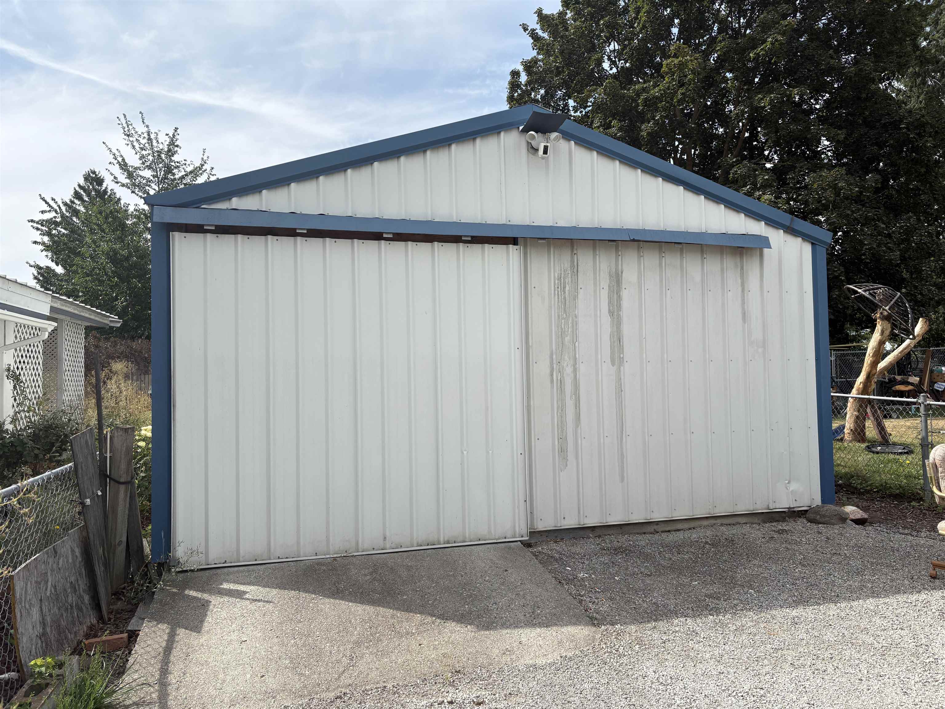 11616 E Jackson Ave - Photo 3