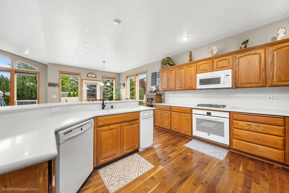 714 E Erica Ct - Photo 11