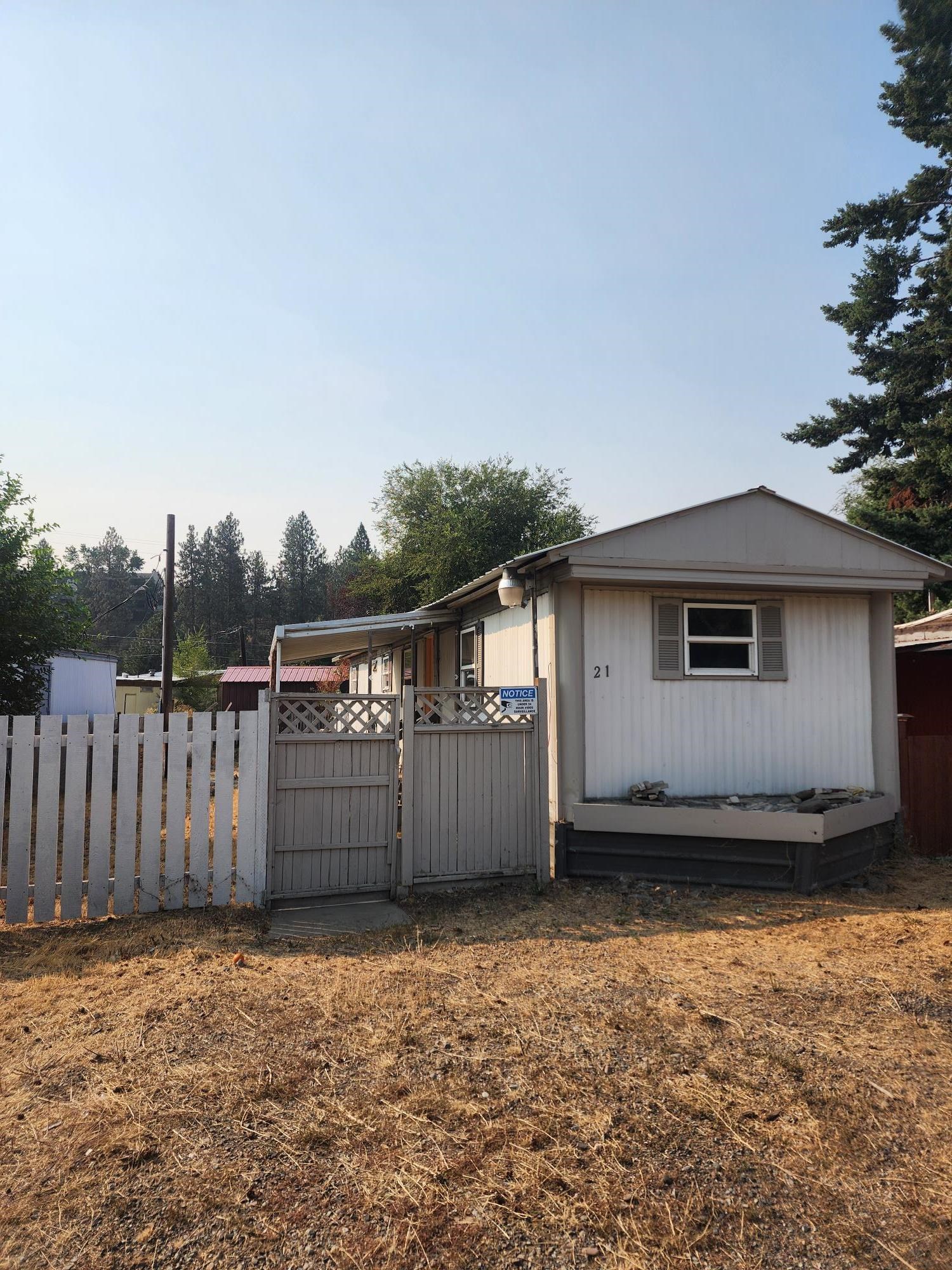 5820 E 4th Ave - Photo 2