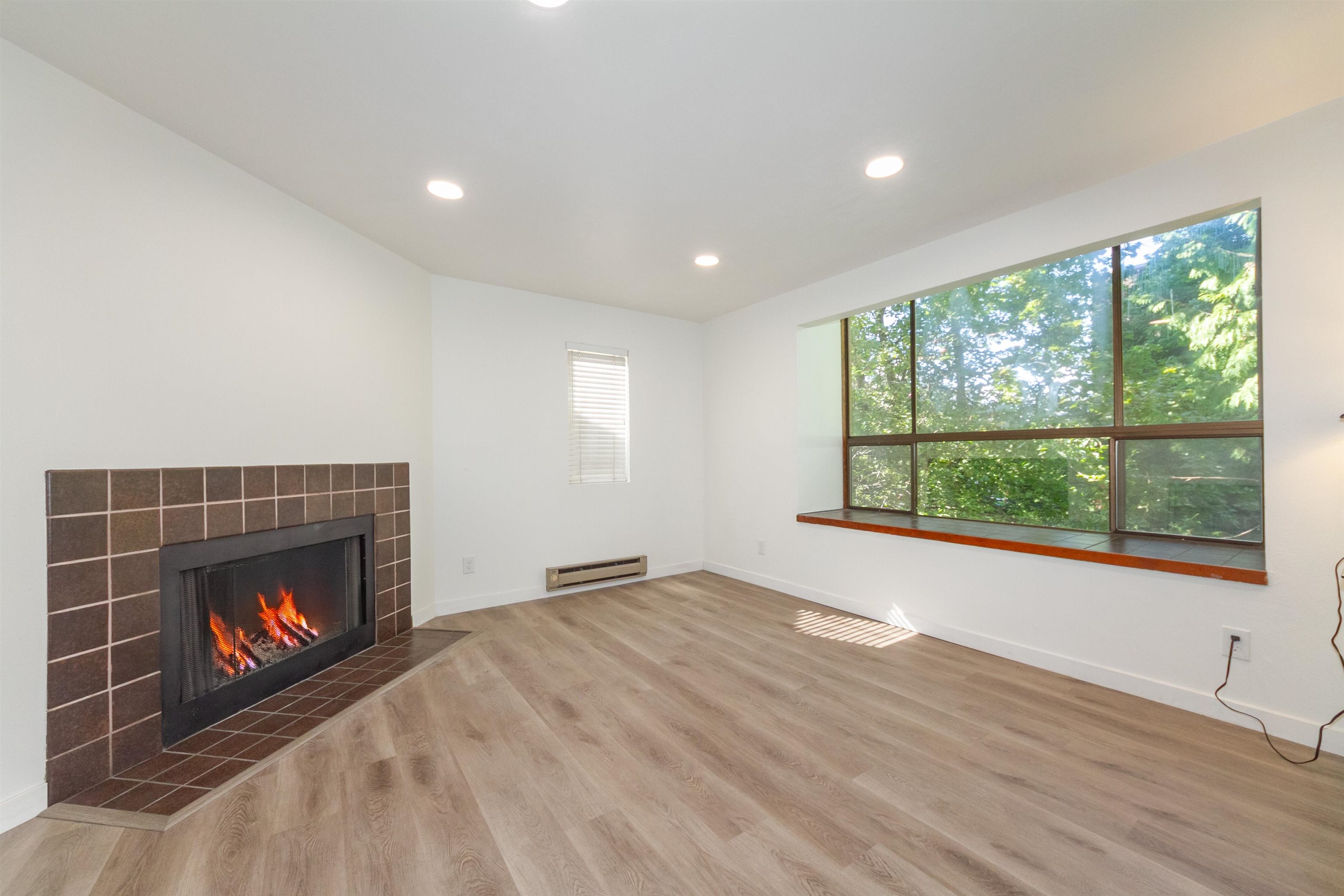 707 W 6th Ave - Photo 12