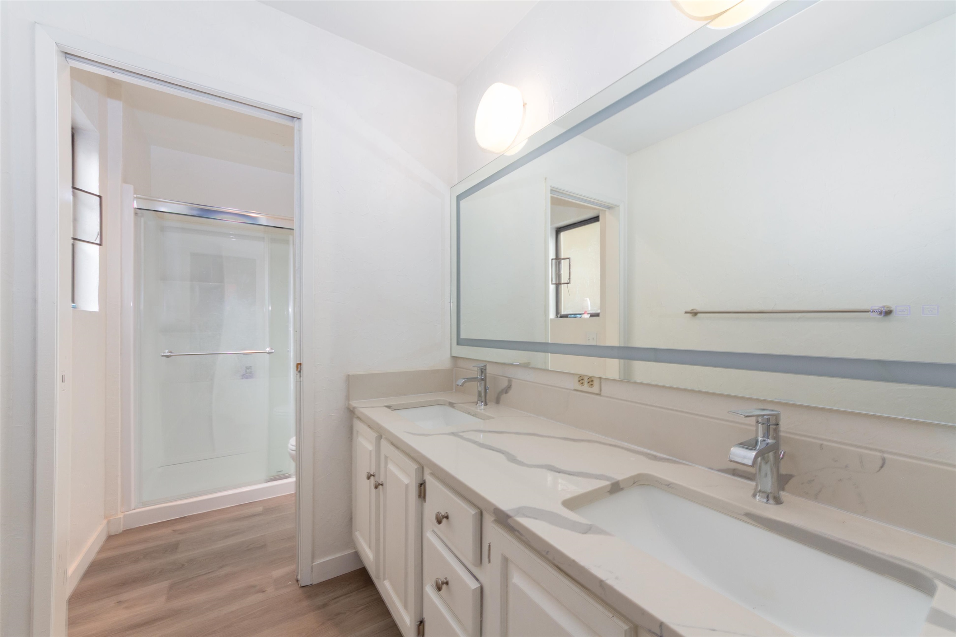 707 W 6th Ave - Photo 18