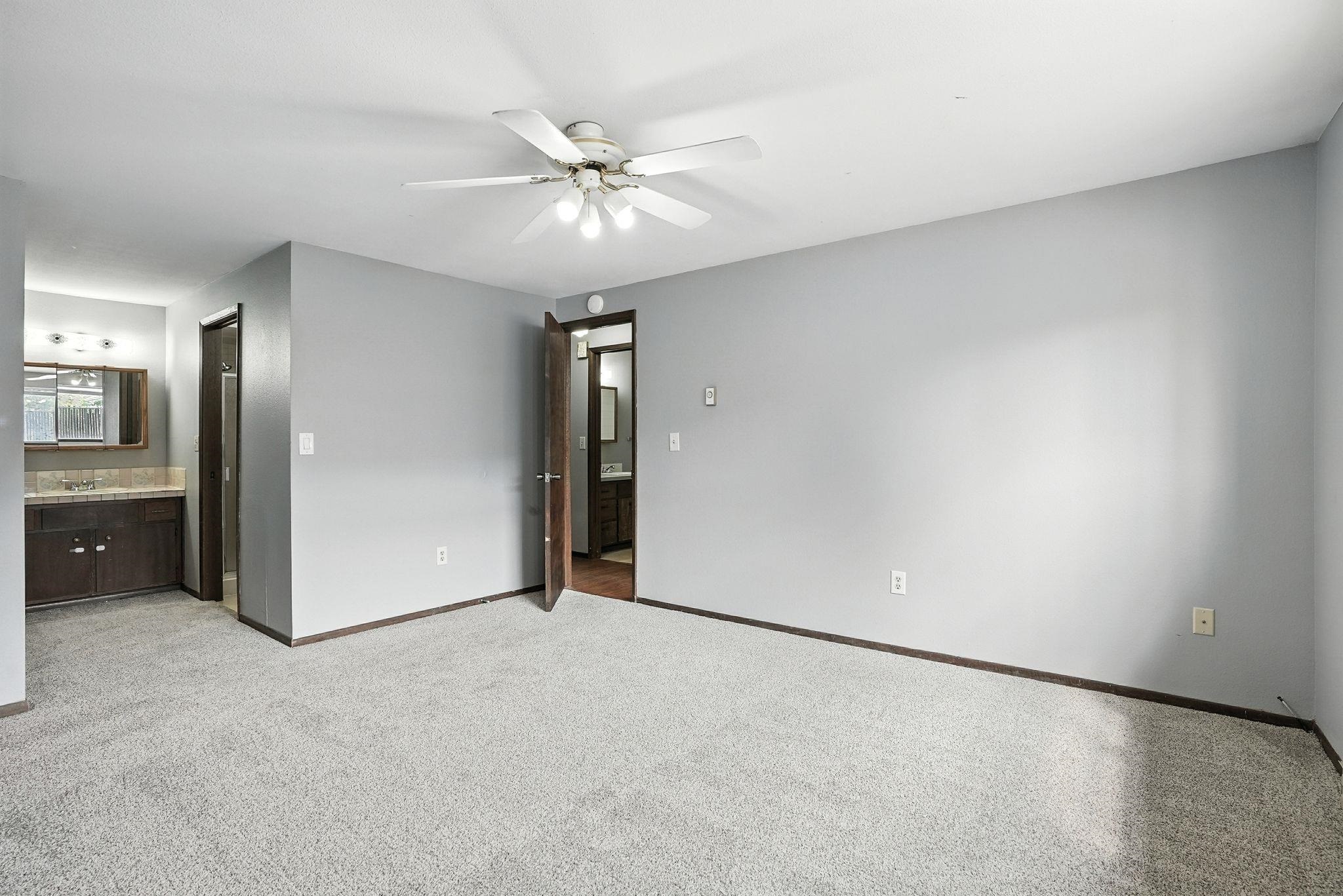 10407 E Main Ave - Photo 13