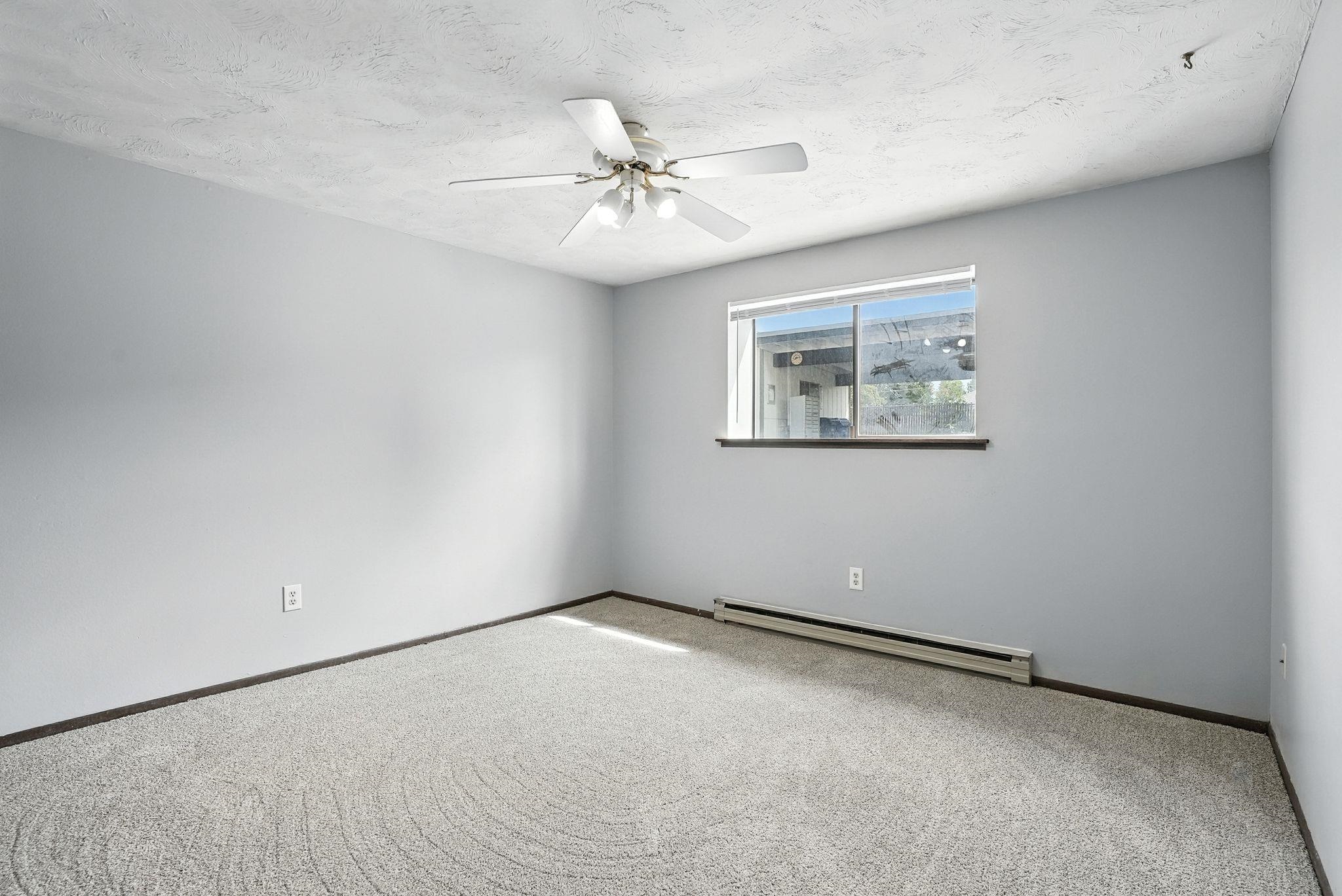 10407 E Main Ave - Photo 15