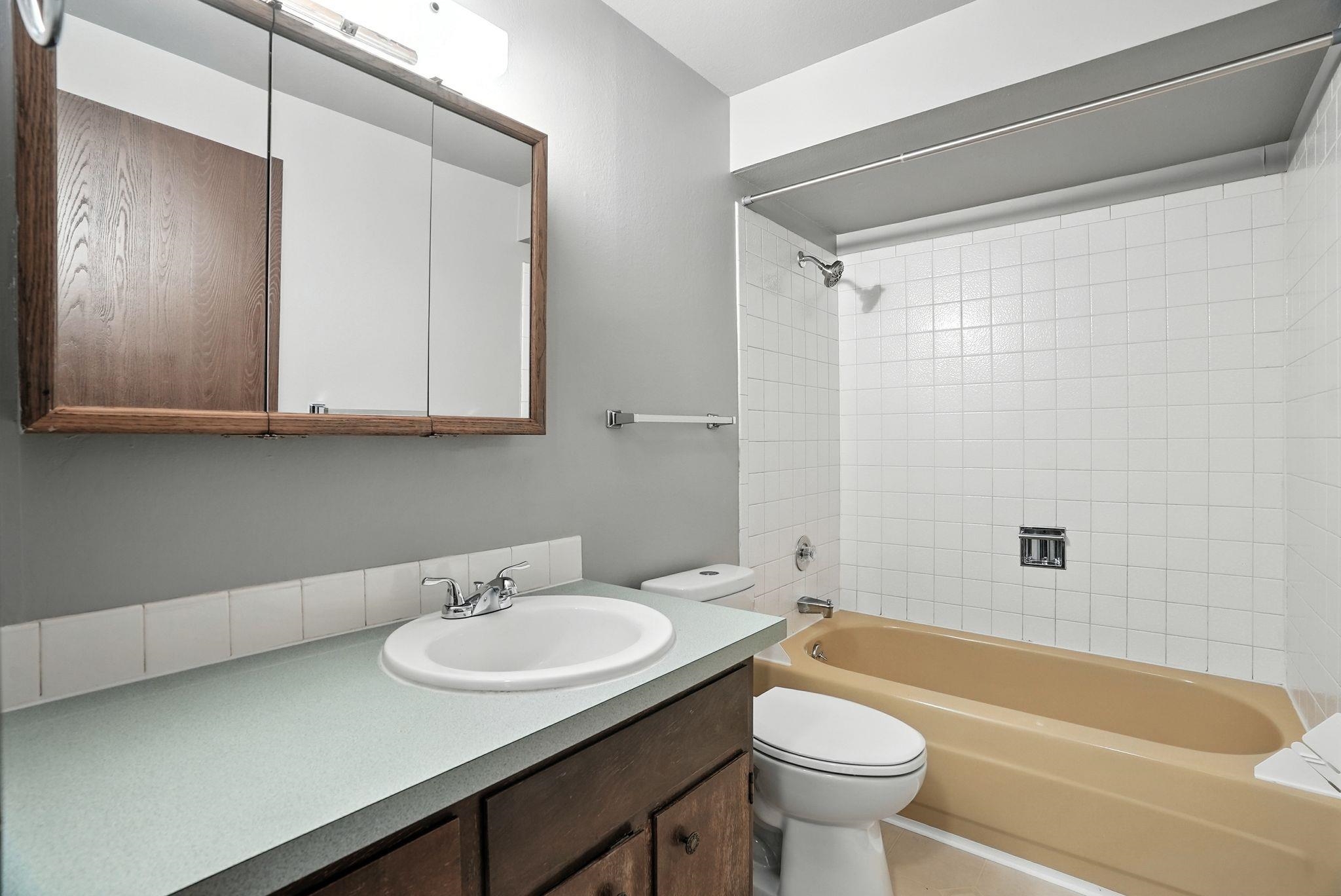 10407 E Main Ave - Photo 16