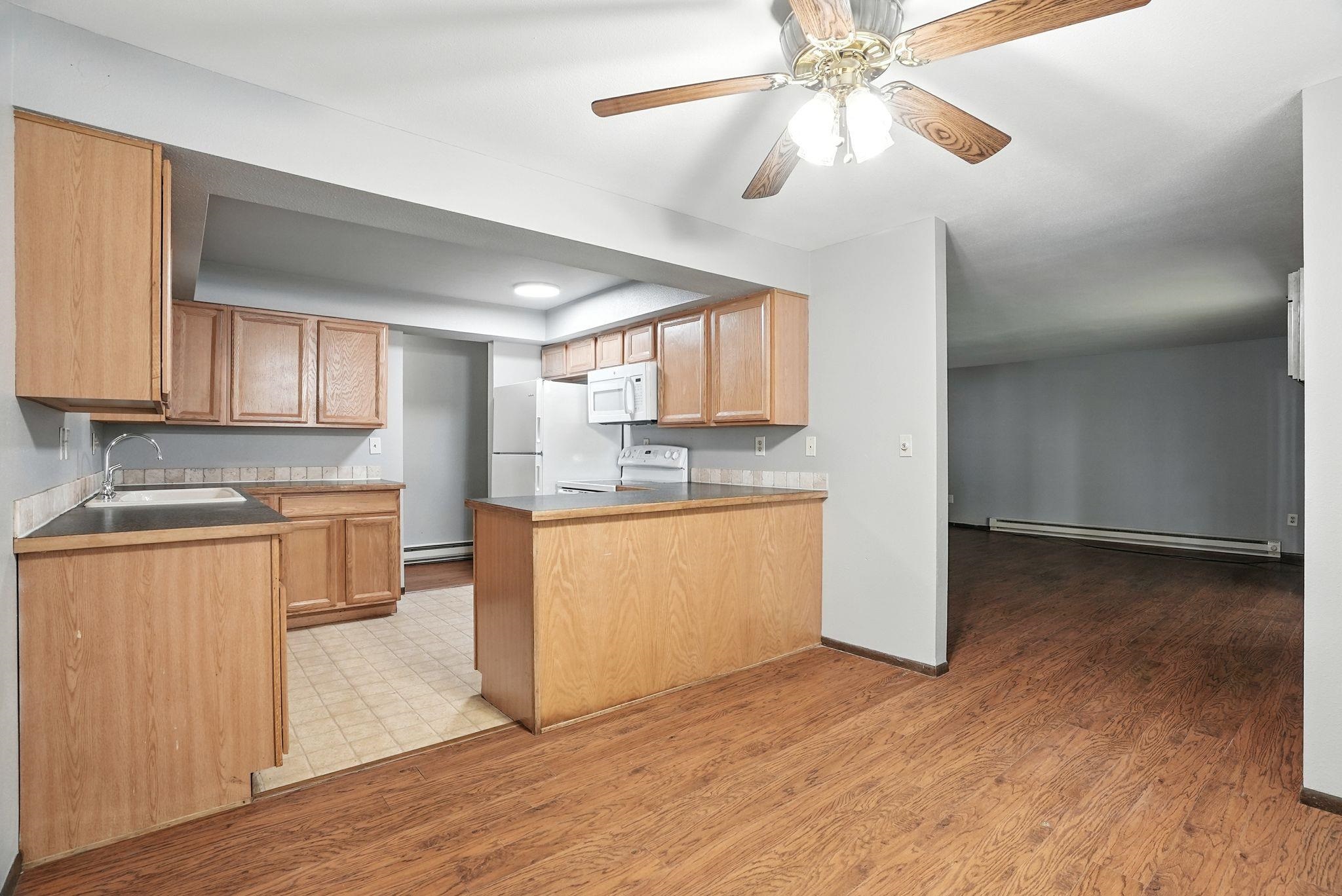 10407 E Main Ave - Photo 7