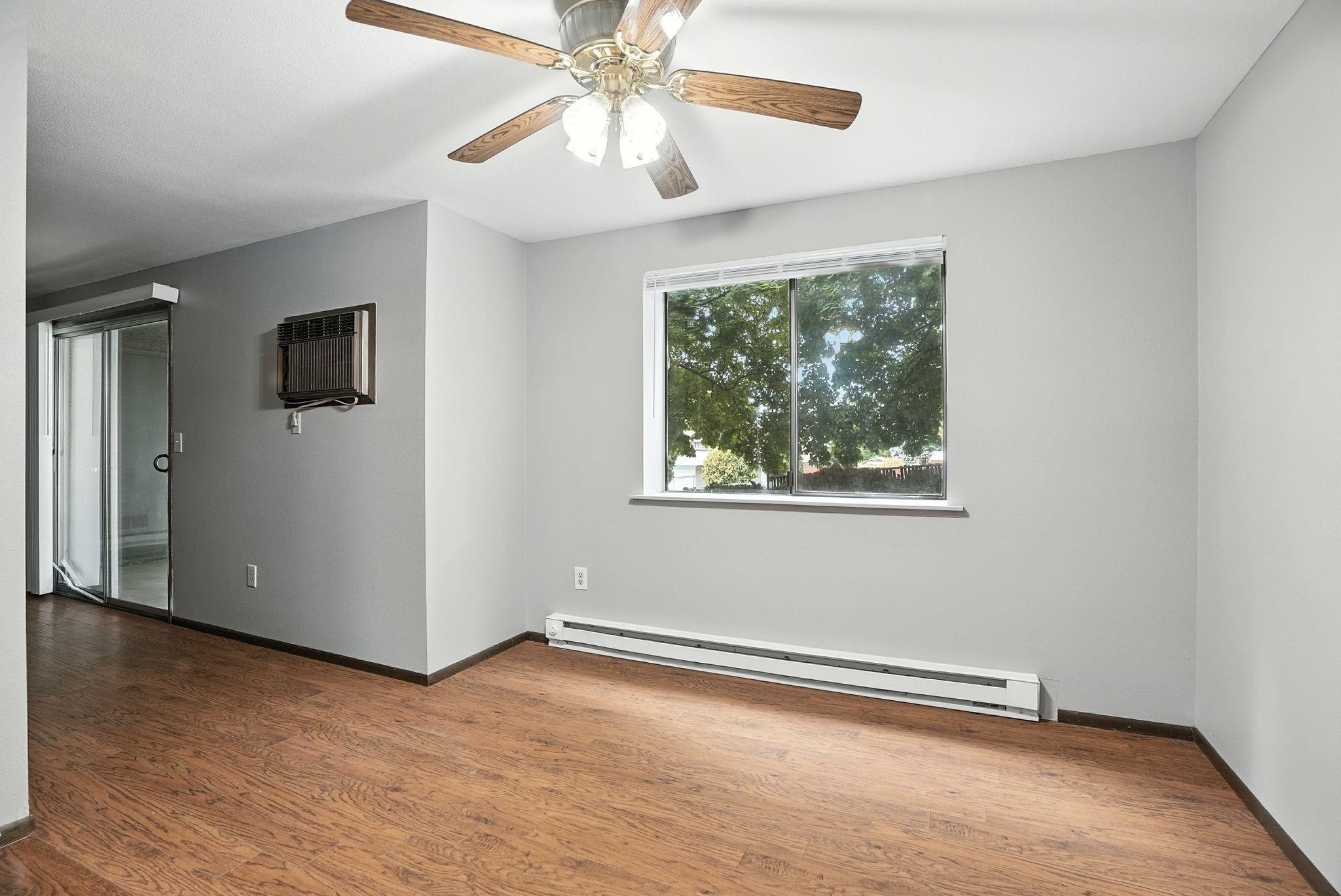 10407 E Main Ave - Photo 8