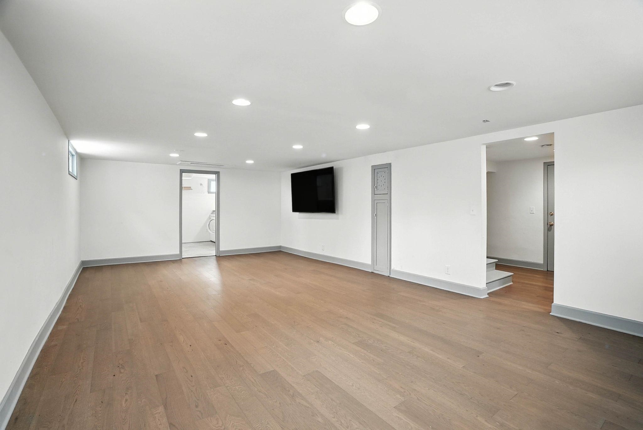 310 E 13th Ave - Photo 34