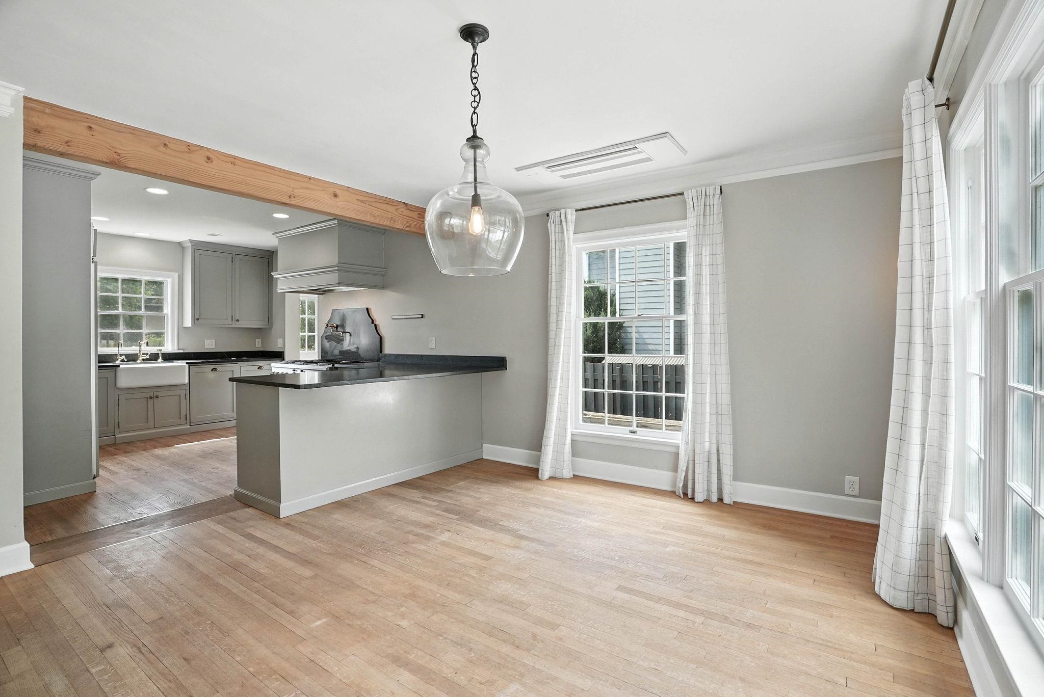 310 E 13th Ave - Photo 8