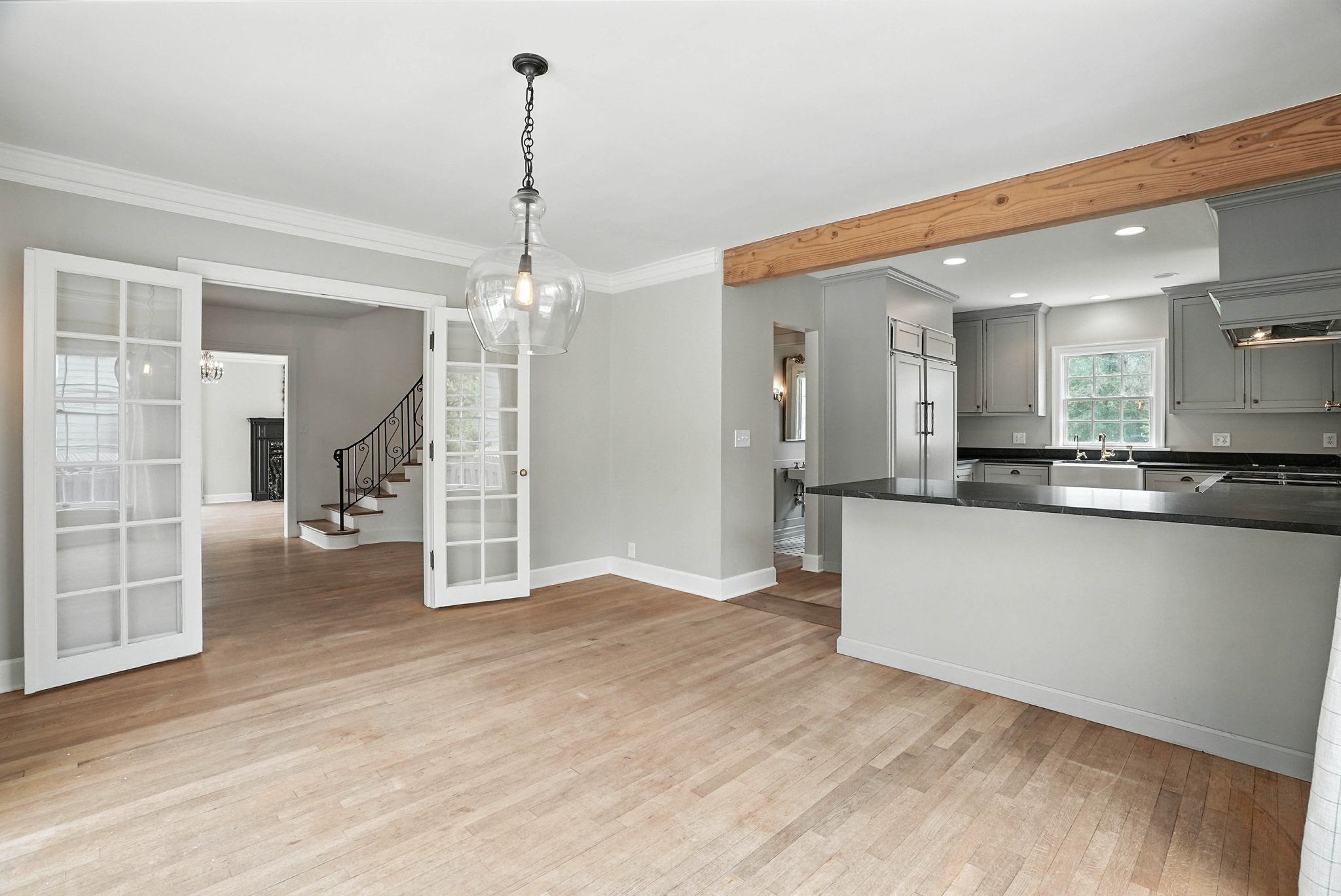 310 E 13th Ave - Photo 10