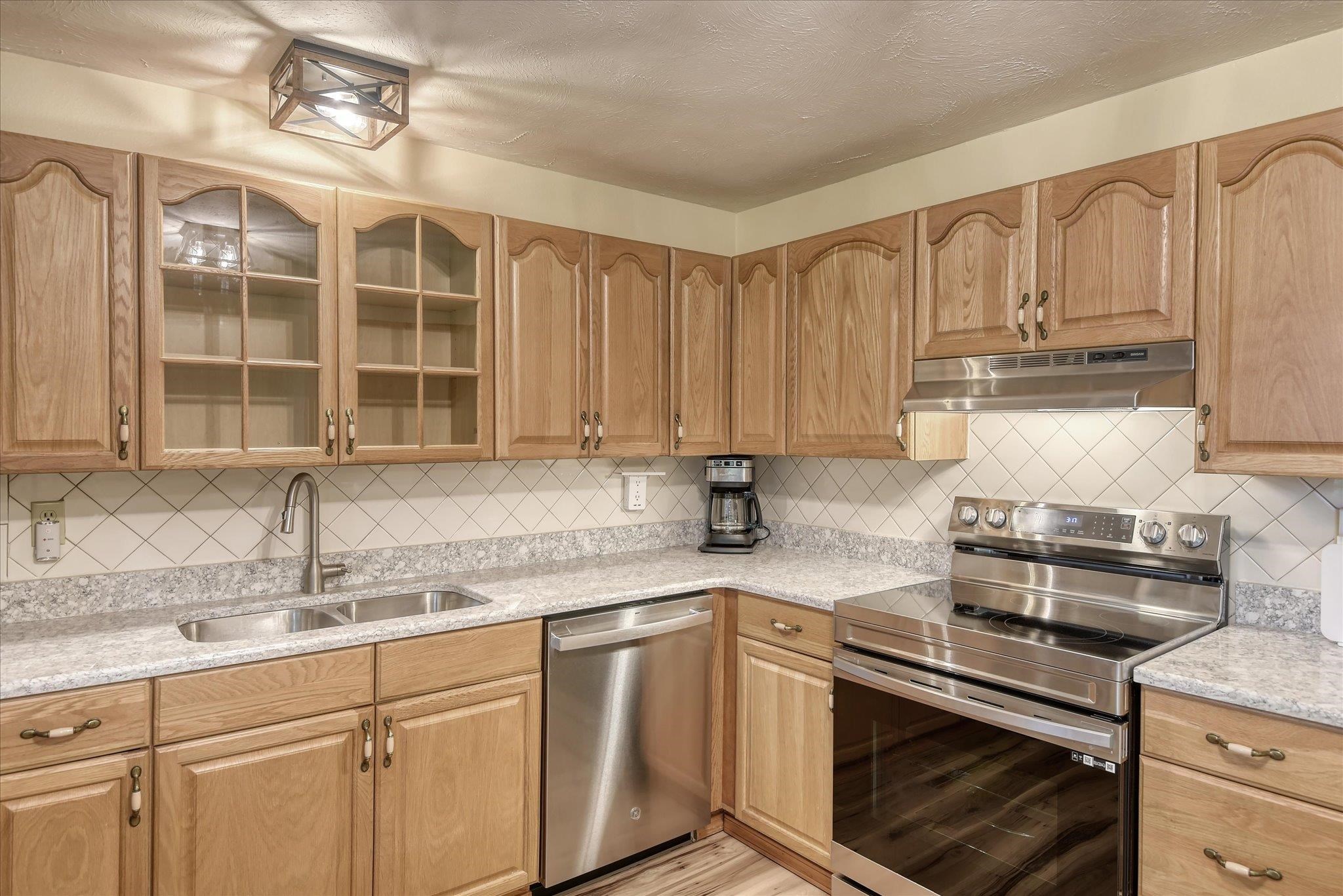 11280 W Meadowview Ln - Photo 9