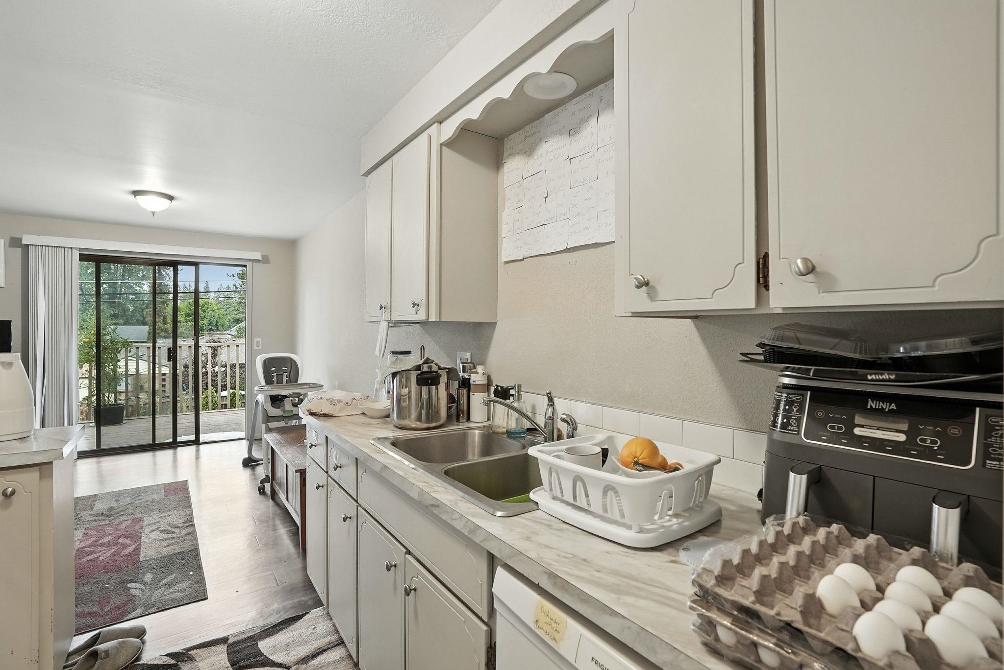 1225/1301 E 29th Ave - Photo 11