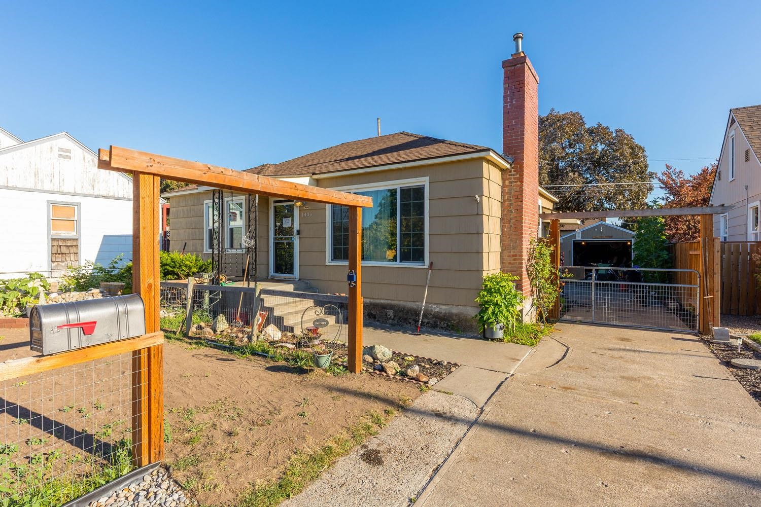 1406 E Rockwell Ave - Photo 4