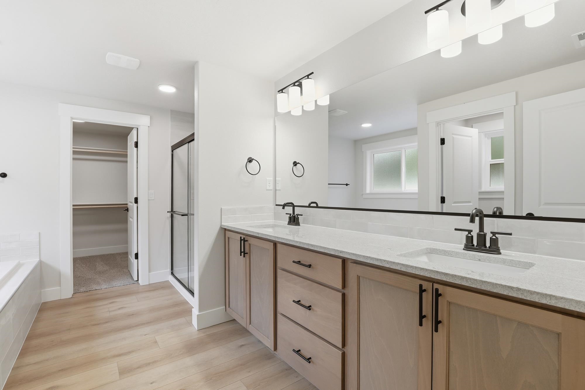 1527 W 68th Ave - Photo 10