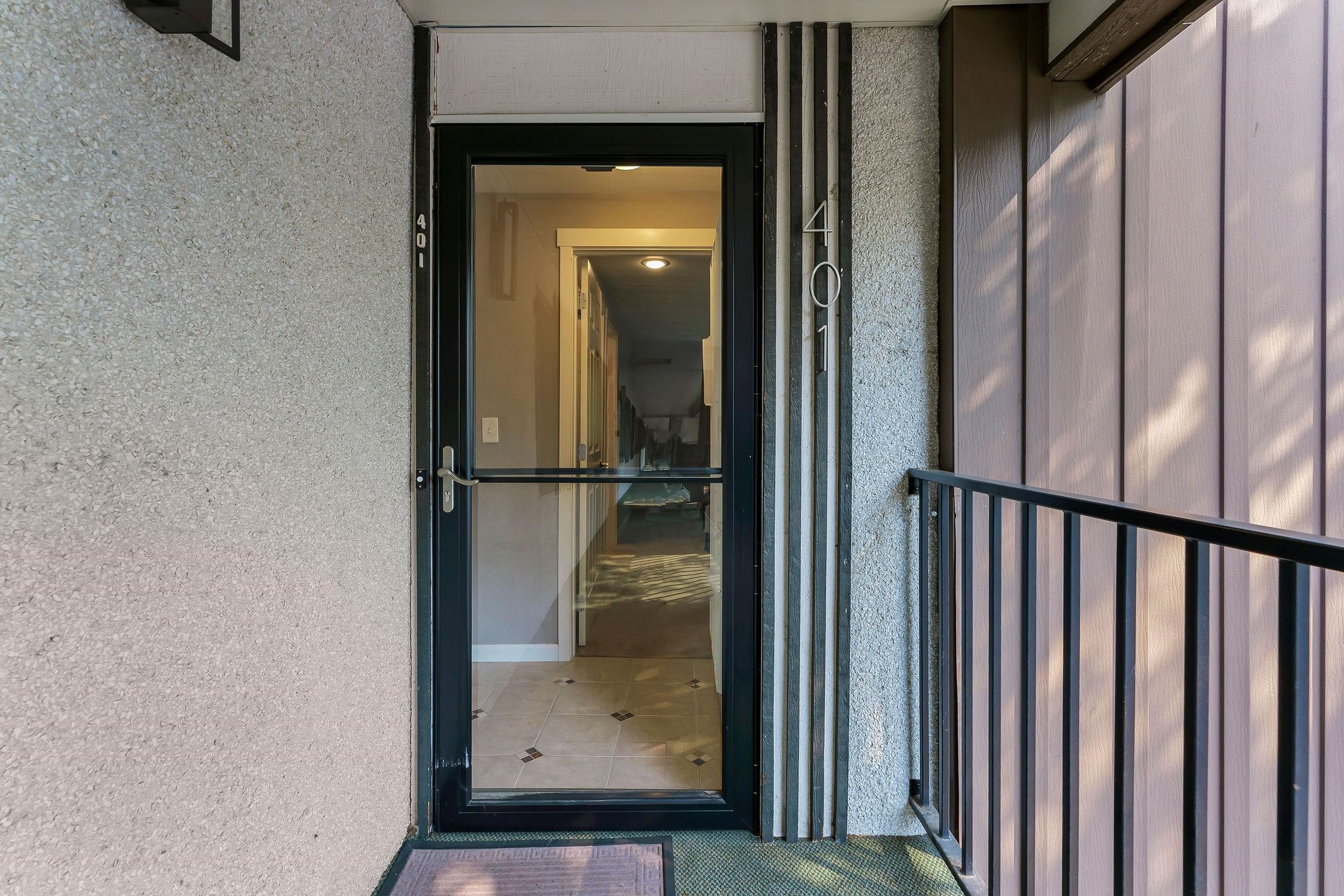1111 W 6th Ave - Photo 2