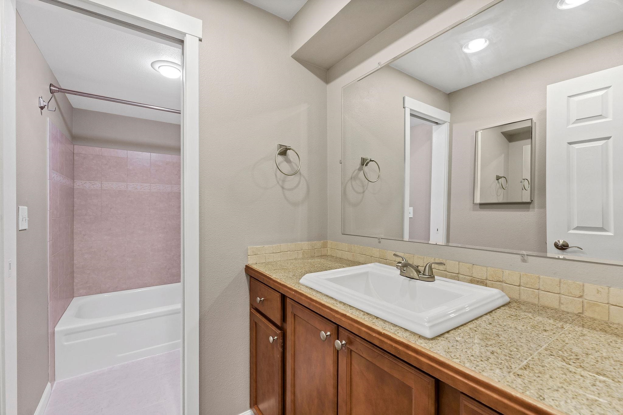 1111 W 6th Ave - Photo 18