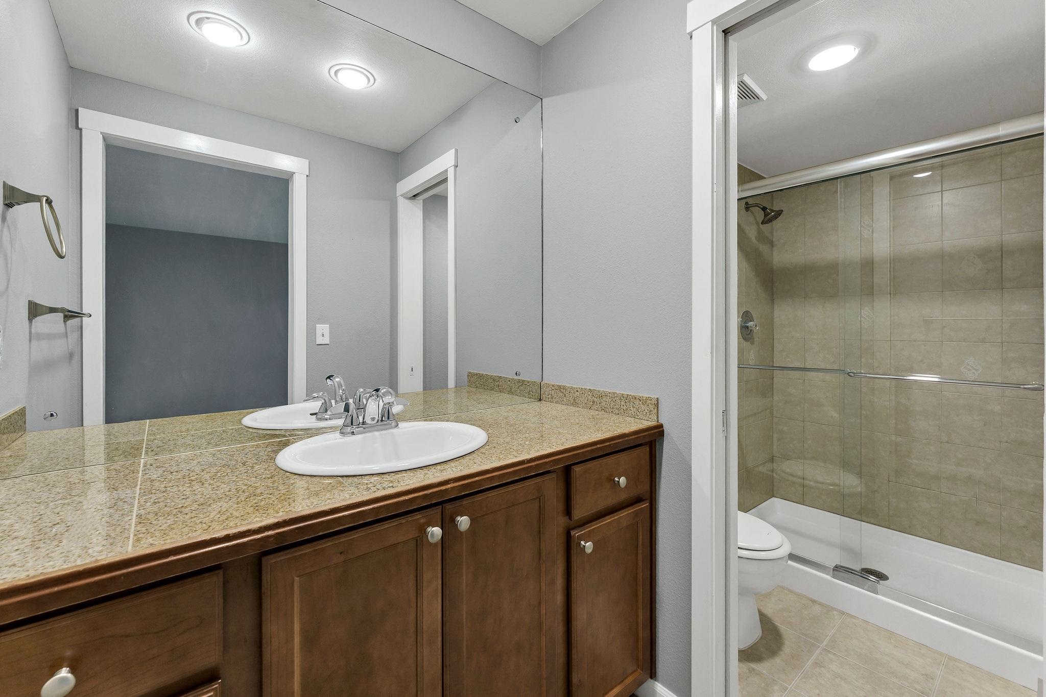 1111 W 6th Ave - Photo 24
