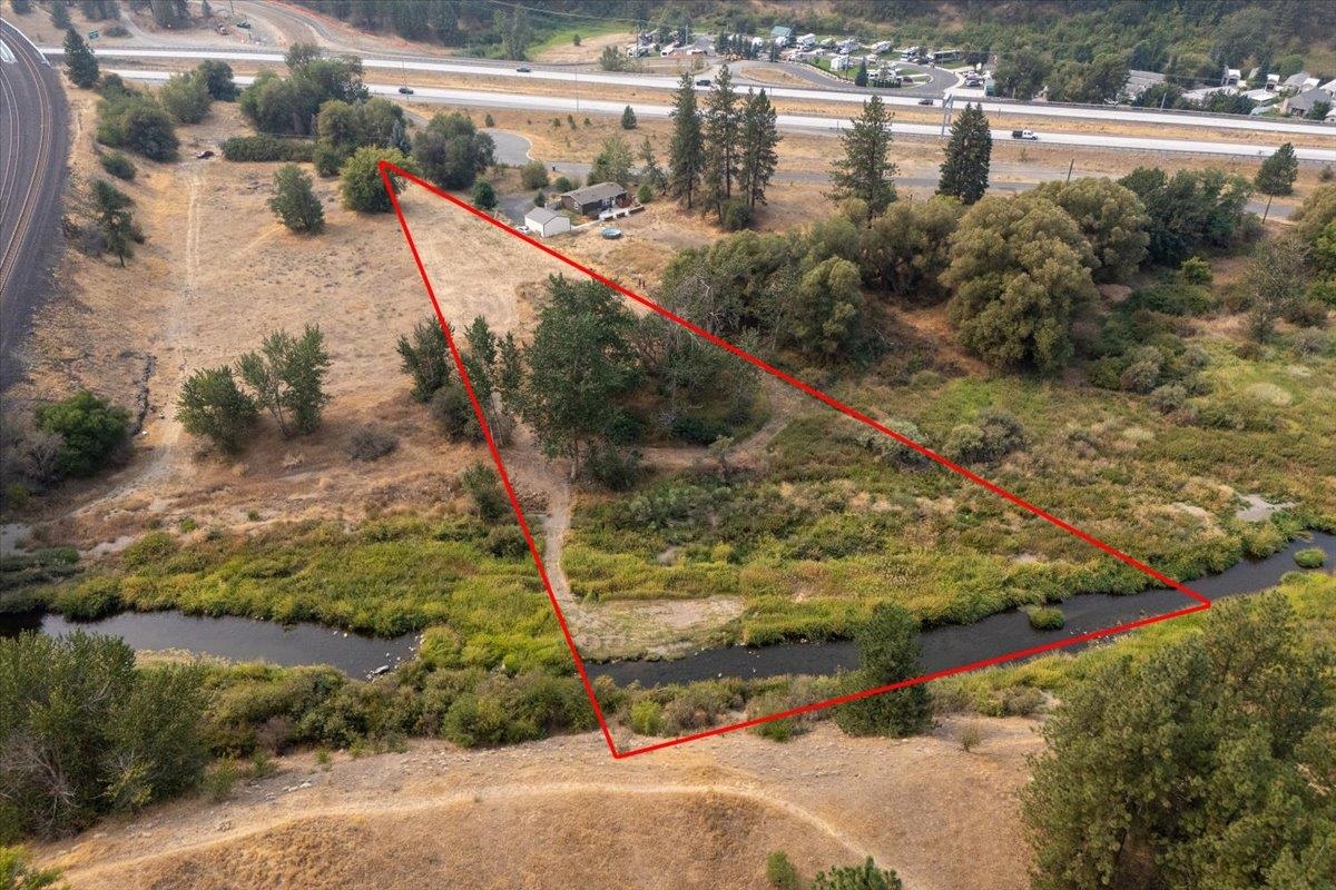 3331 S Inland Empire Way - Photo 2